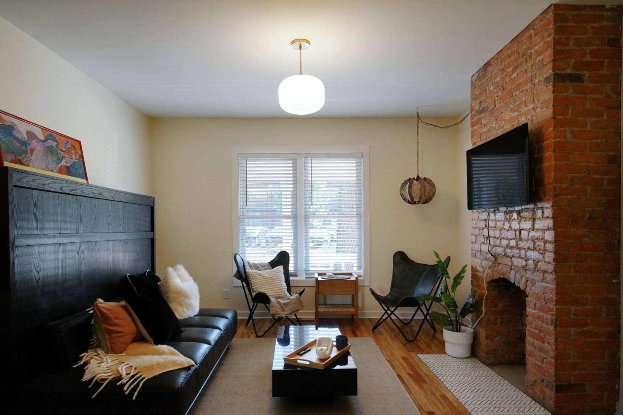Beautiful Home Central Columbus