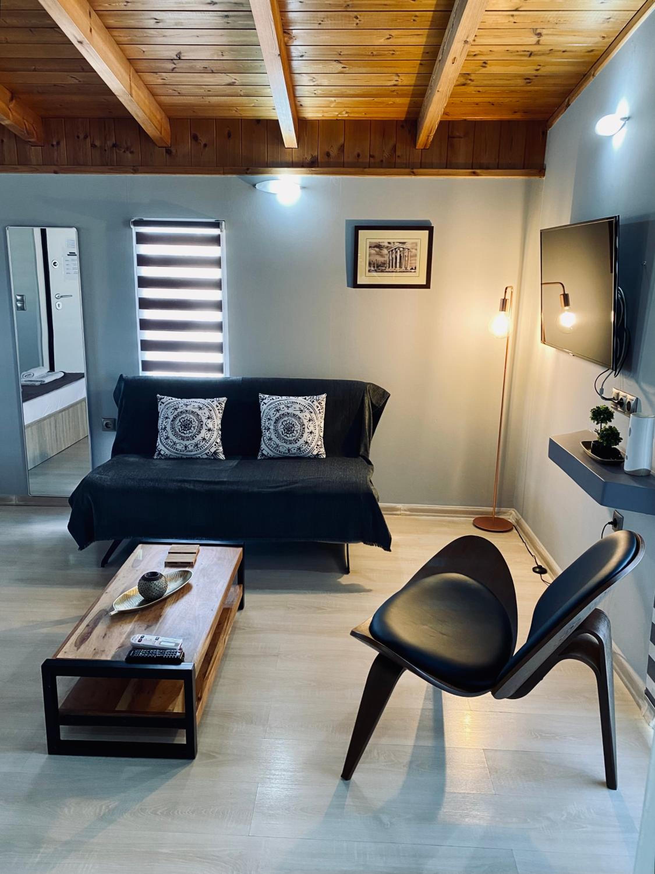 Keskos Luxury Apartment