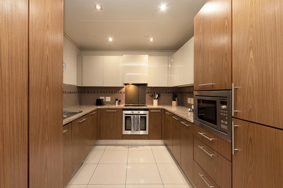Cape Royale Luxury Apartments by Stay In Luxury view 4