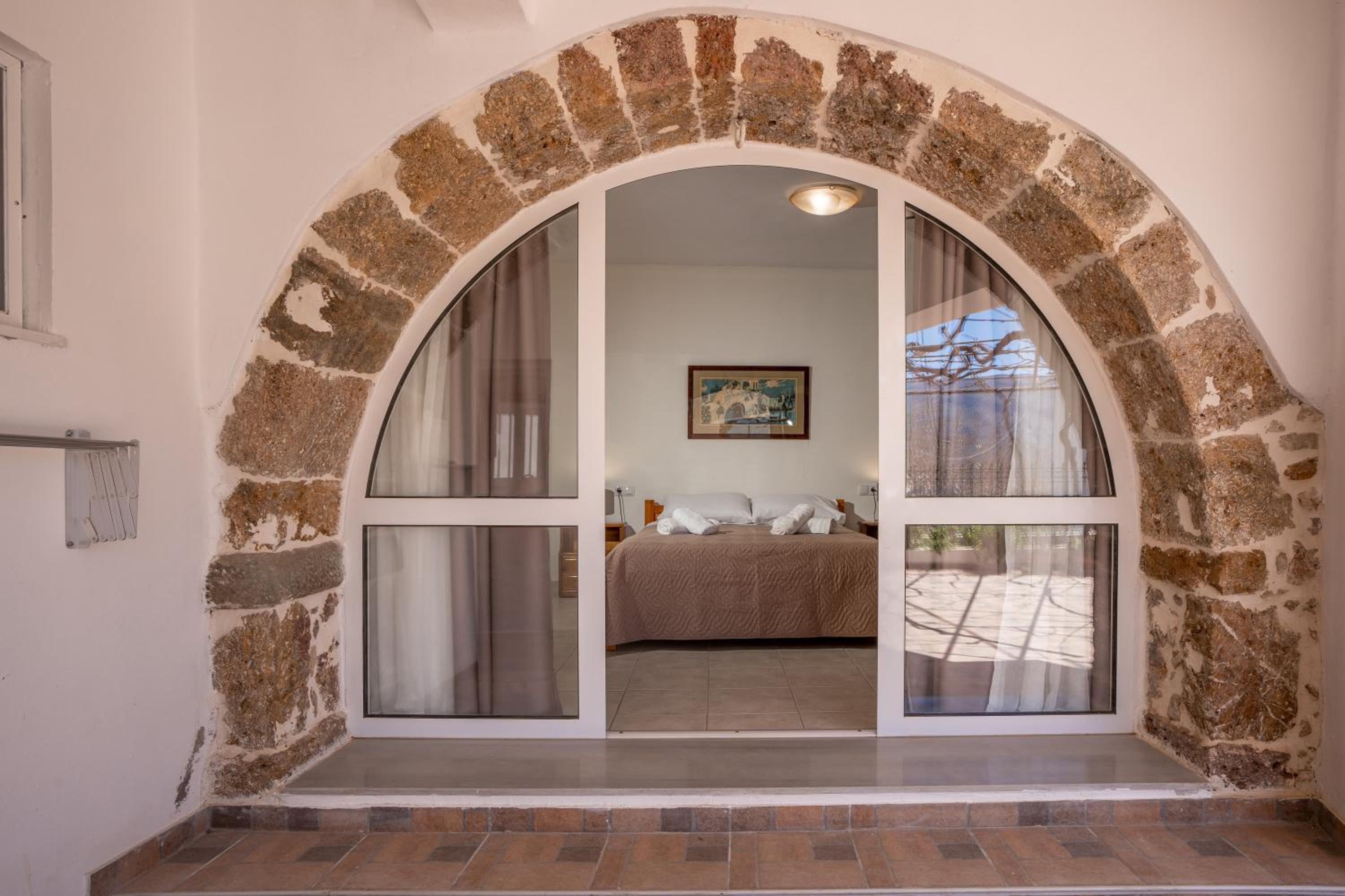 House Aggeliki Jetted Tub