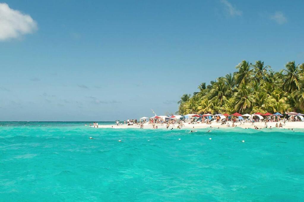 FRENTE A LA MEJOR PLAYA DE LA ISLA: VISTA HERMOSA