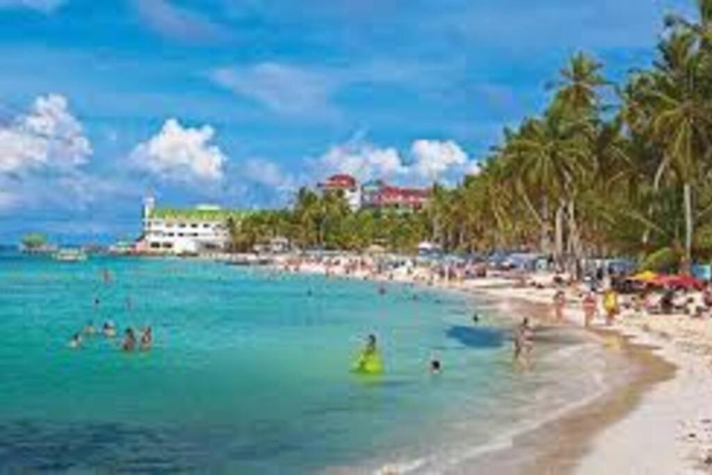 FRENTE A LA MEJOR PLAYA DE LA ISLA: VISTA HERMOSA