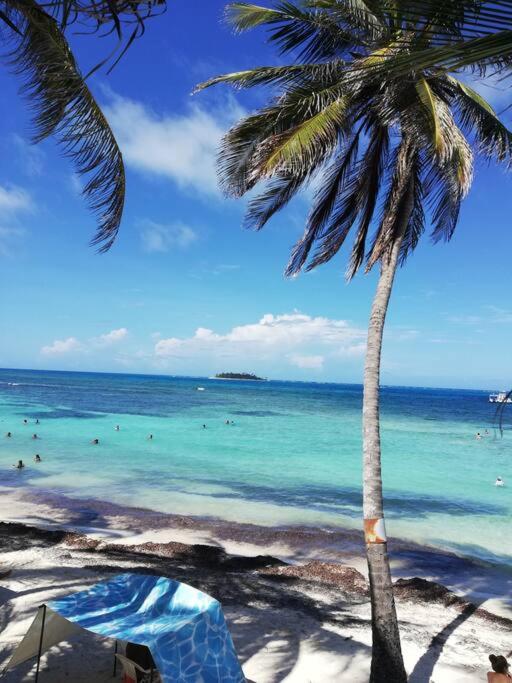 FRENTE A LA MEJOR PLAYA DE LA ISLA: VISTA HERMOSA