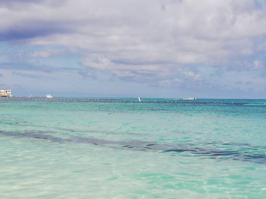 FRENTE A LA MEJOR PLAYA DE LA ISLA: VISTA HERMOSA