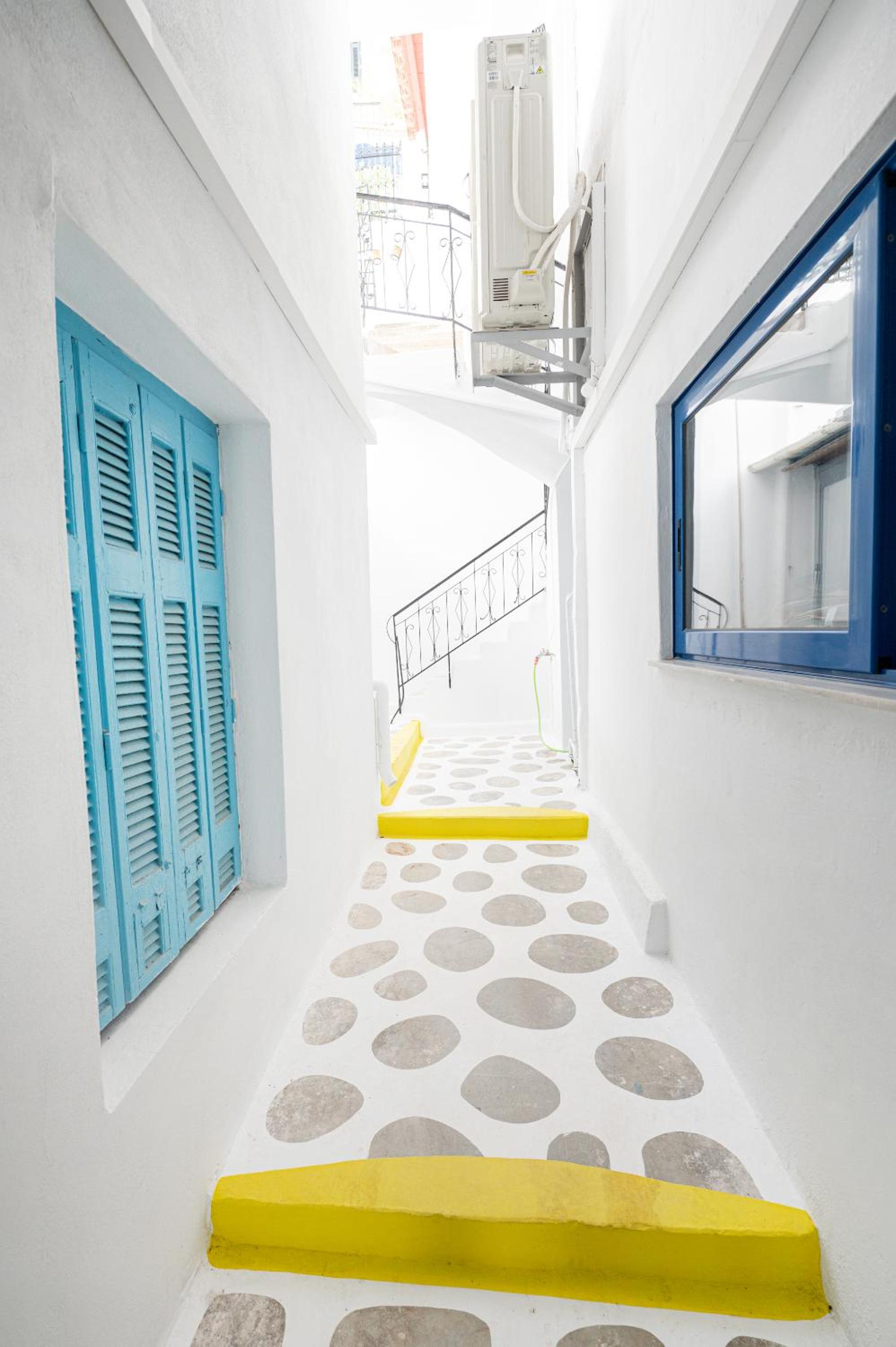 XENIOS APARTMENTS