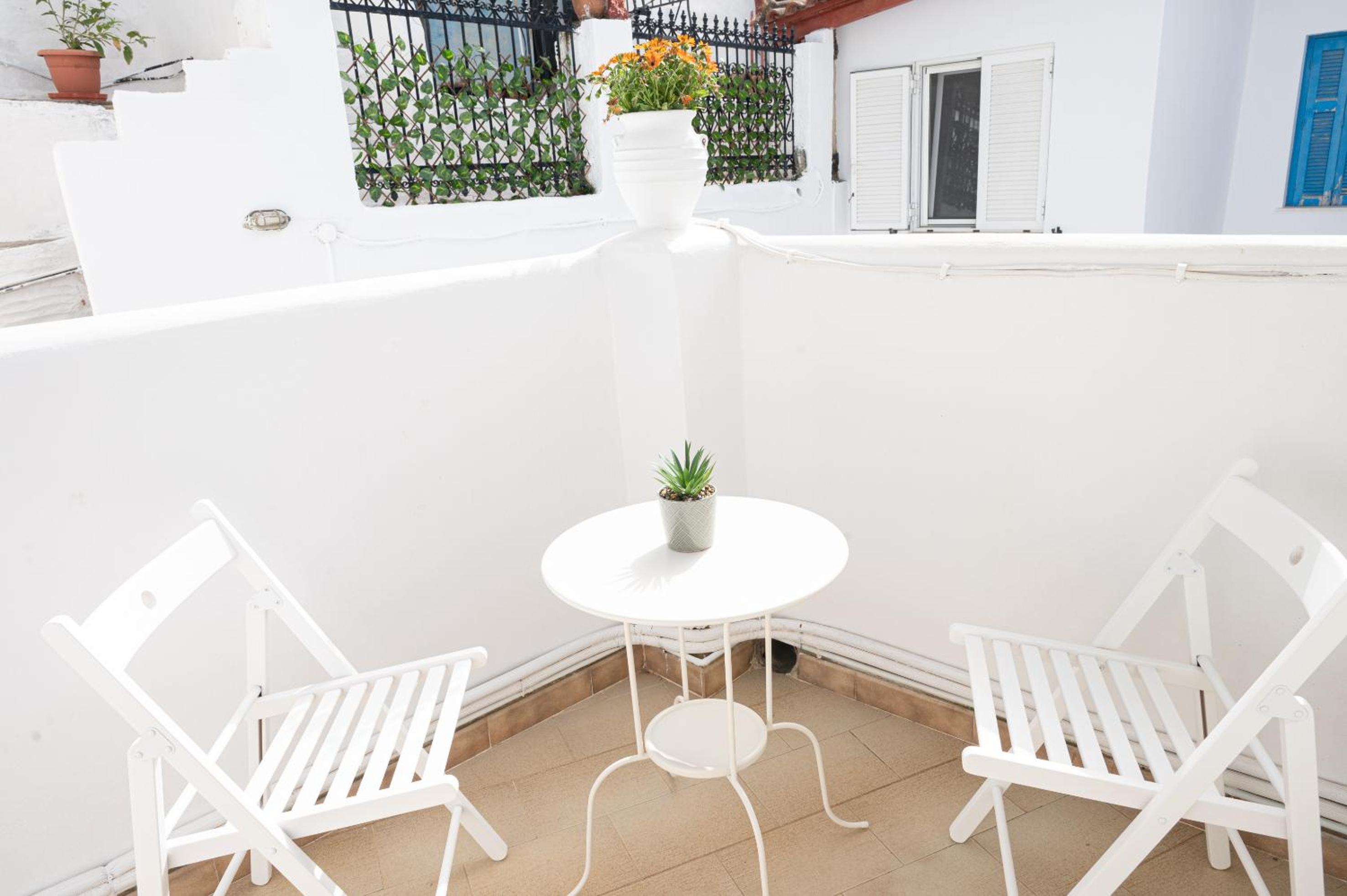 XENIOS APARTMENTS