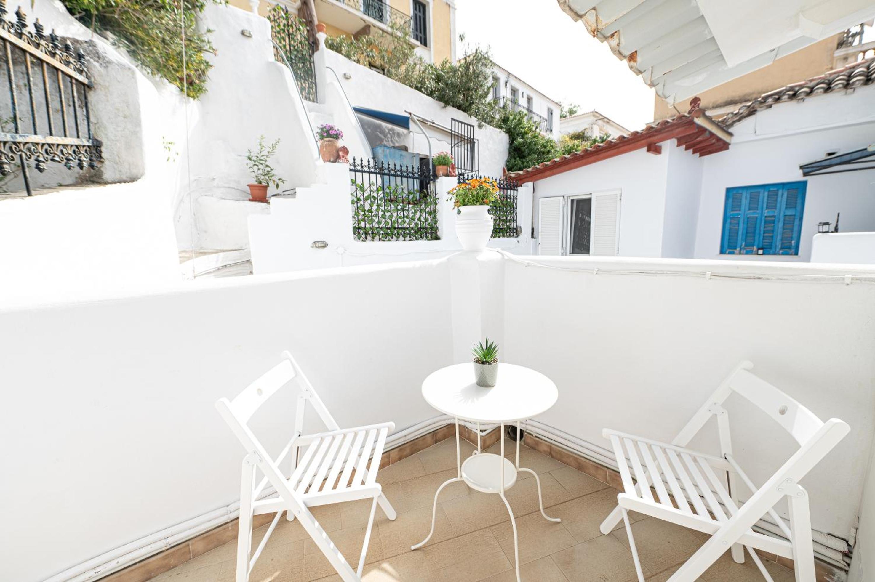 XENIOS APARTMENTS