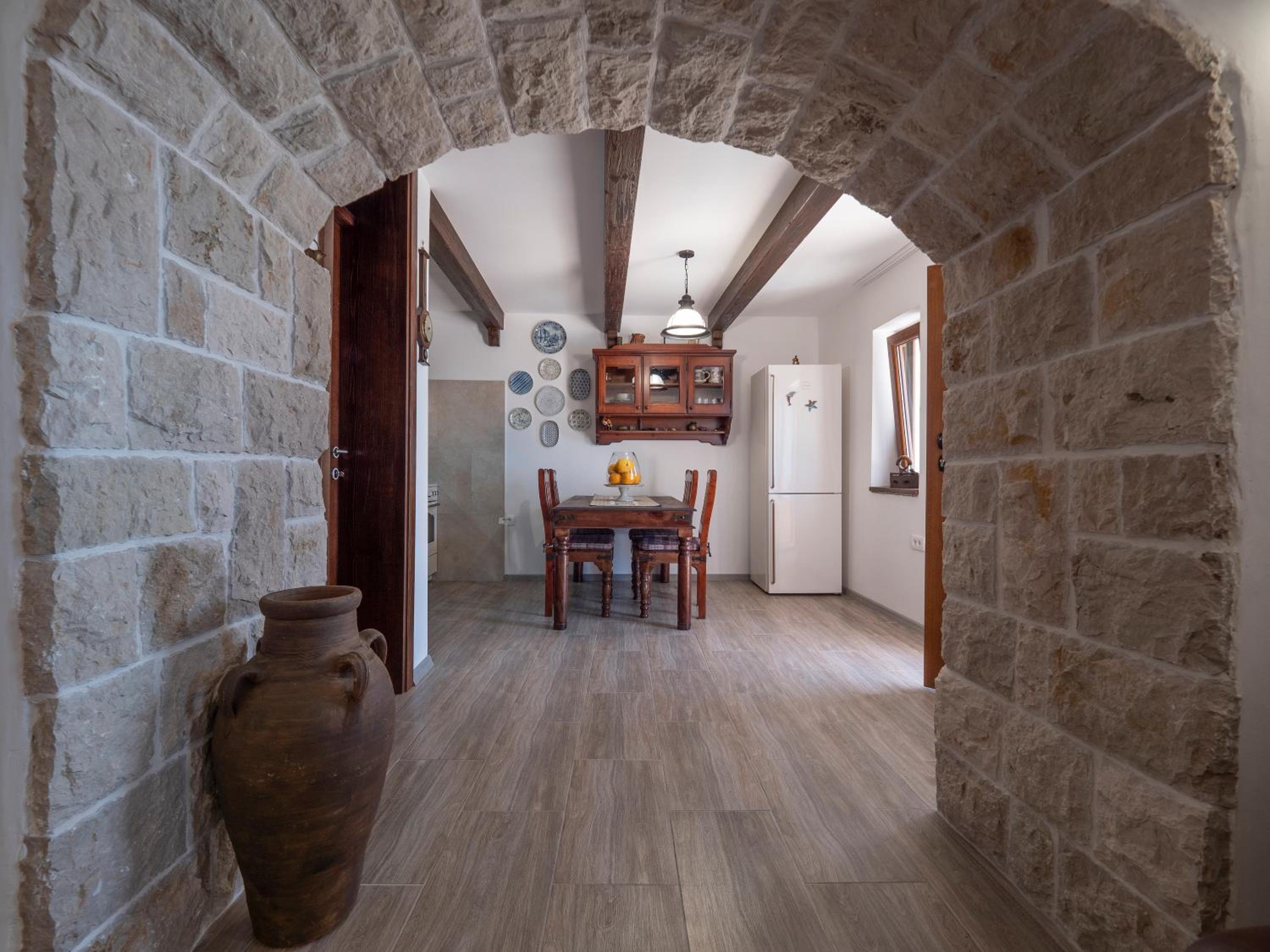 Casa Pastrovici del Mare view 2