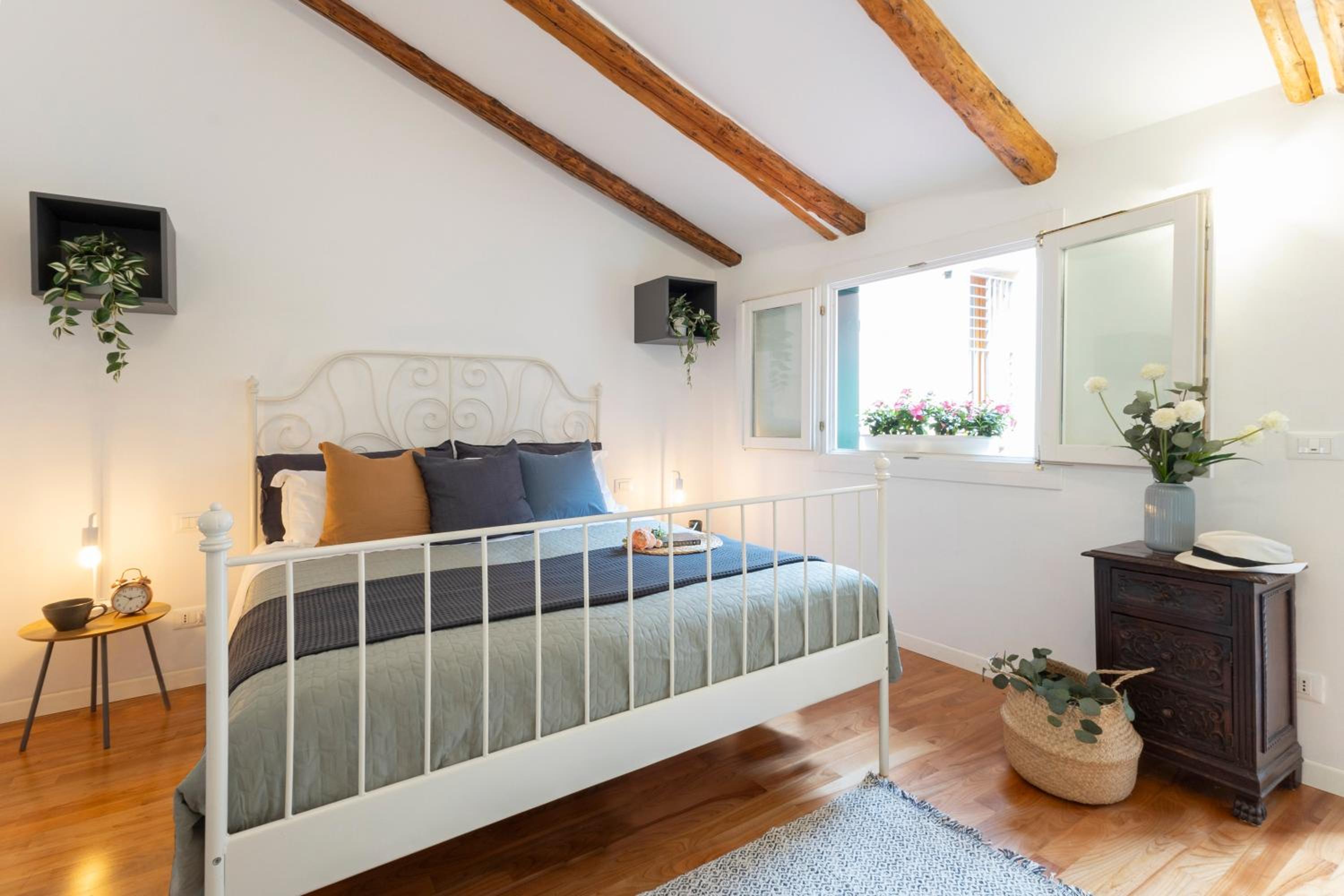 La Casa Più Centrale A Venezia, Con Corte Privata