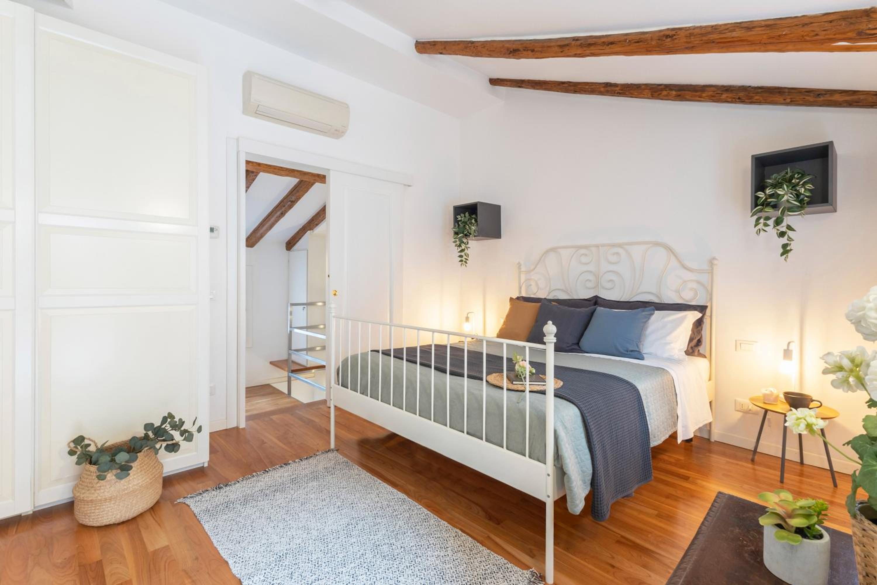 La Casa Più Centrale A Venezia, Con Corte Privata