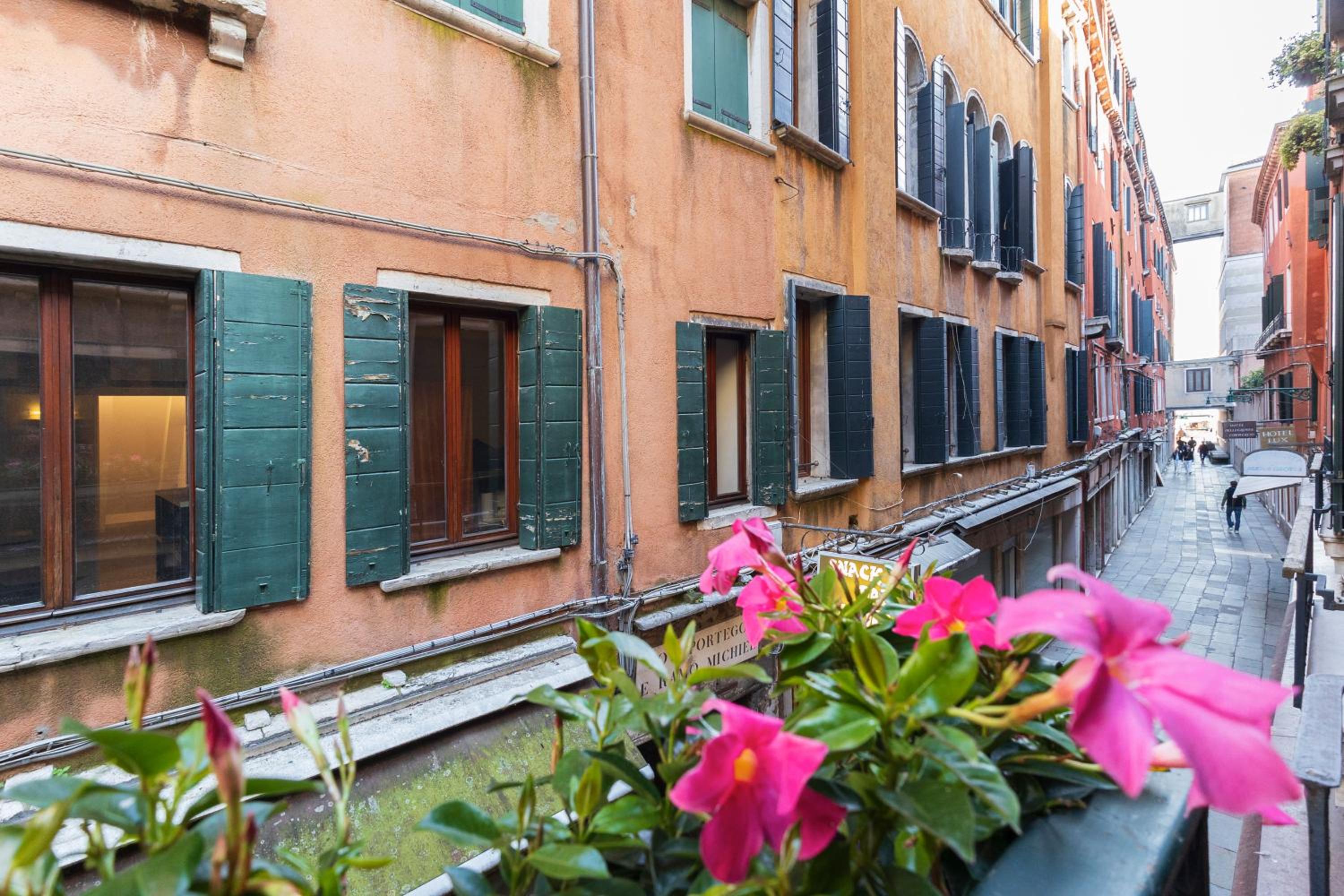 La Casa Più Centrale A Venezia, Con Corte Privata
