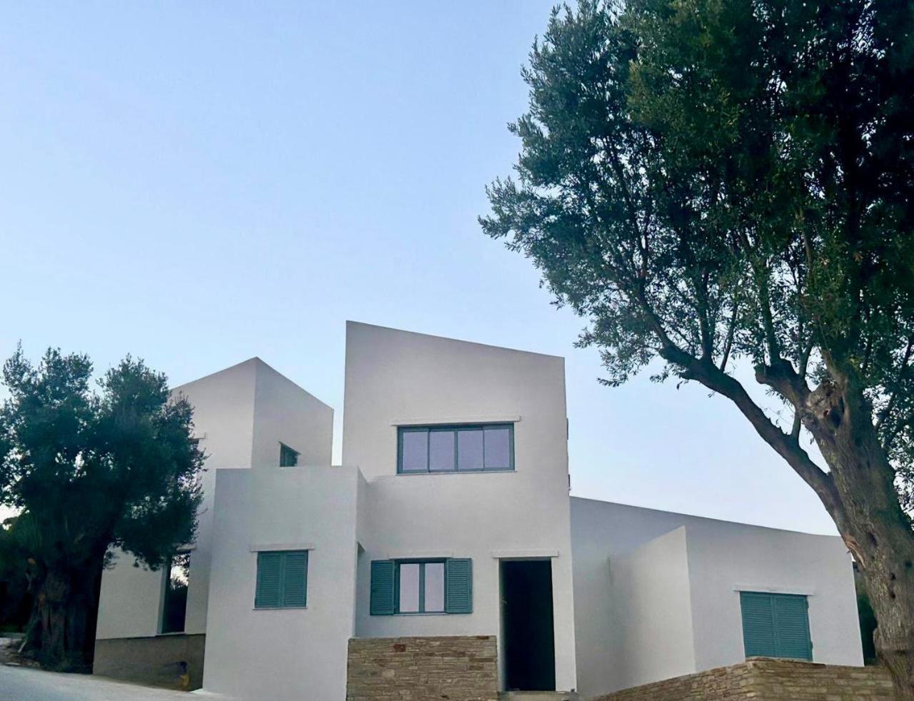 Sterna Suites