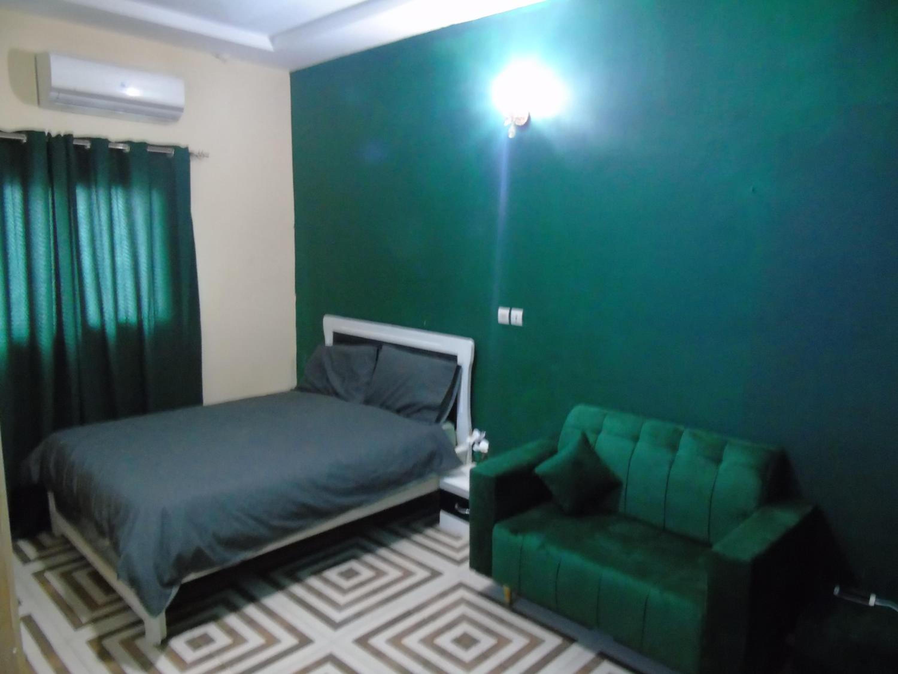 Here is our lovely 1-Bed Apartment in Abidjan