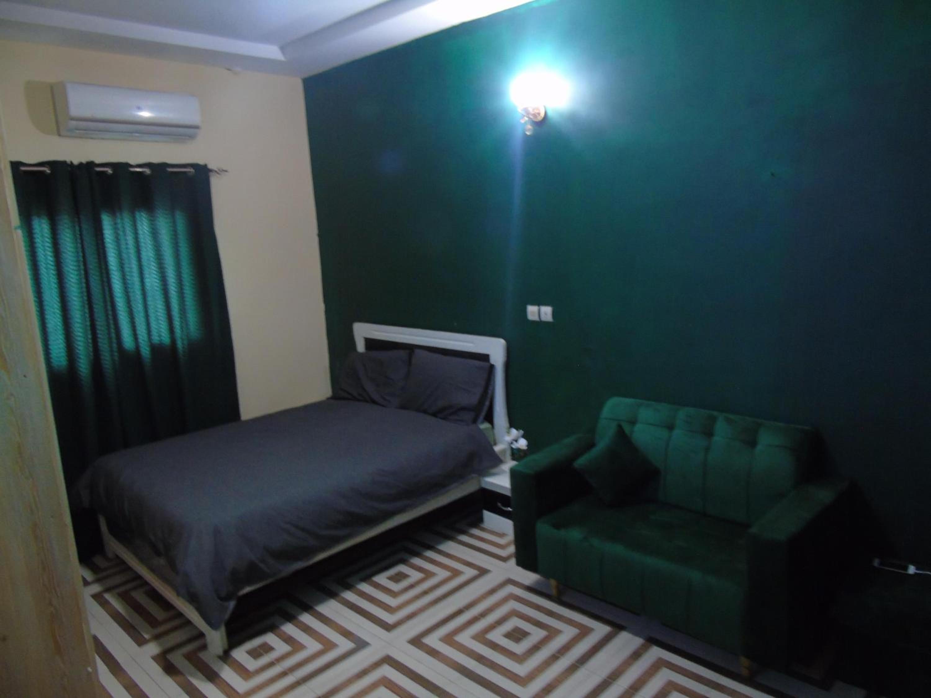 Here is our lovely 1-Bed Apartment in Abidjan