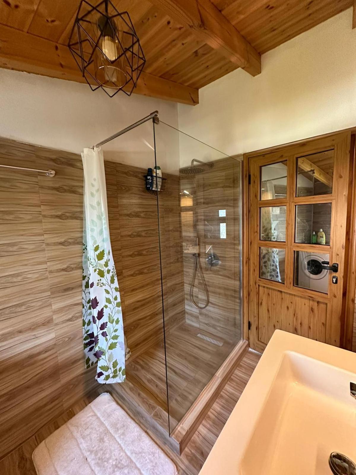 Alimeti Guesthouse
