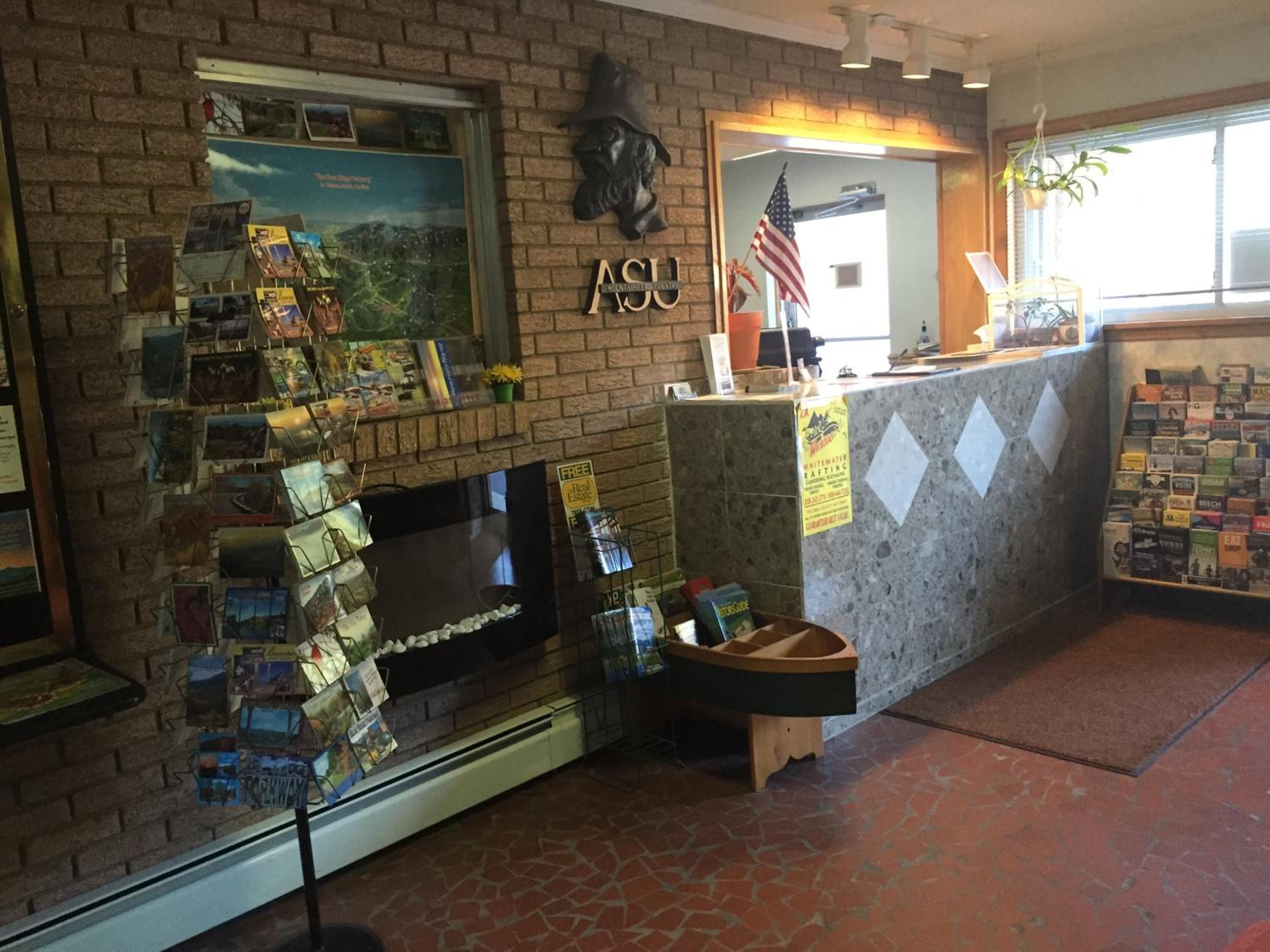 Highland Hills Motel & Cabins, photo 14