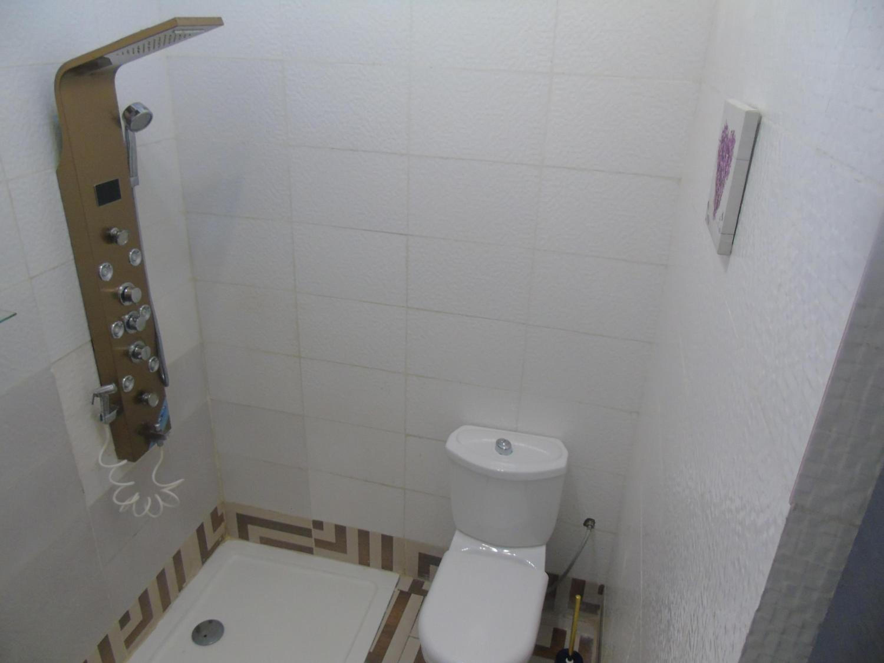 Here is our lovely 1-Bed Apartment in Abidjan