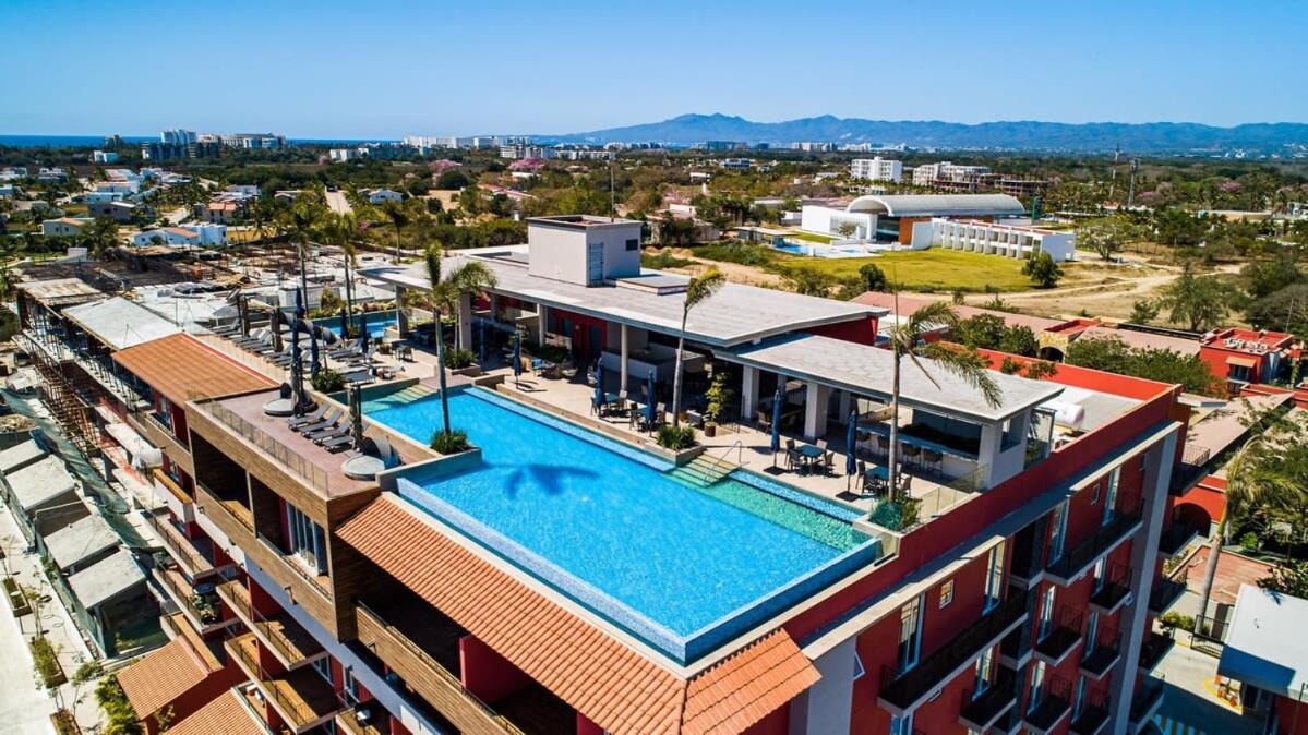 Amazing Condo with Pool - Gym - 5 min to Beach, fotografía 2