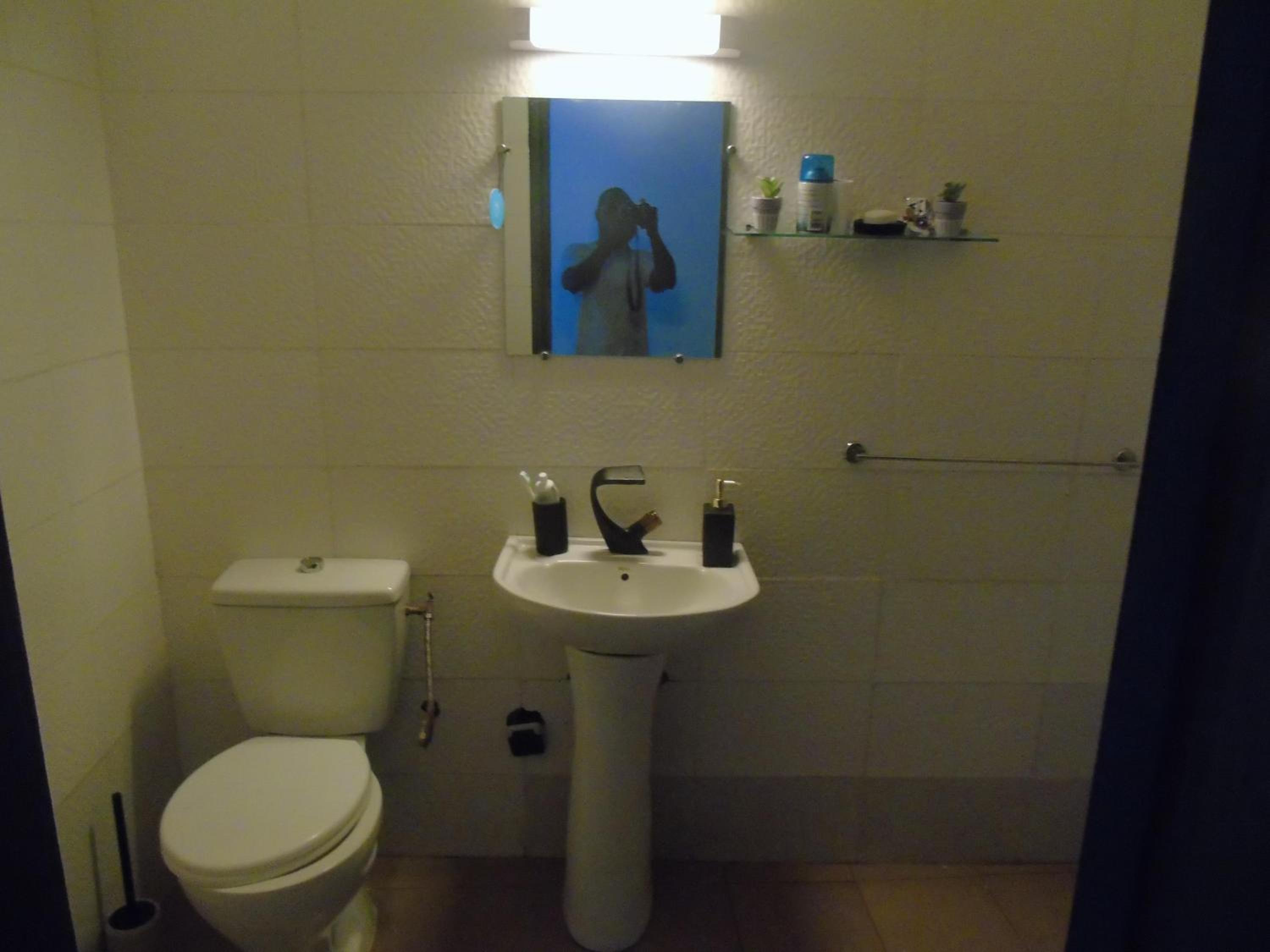 3-Bed Apartment Sleeps 6 - Garden Parking Pets