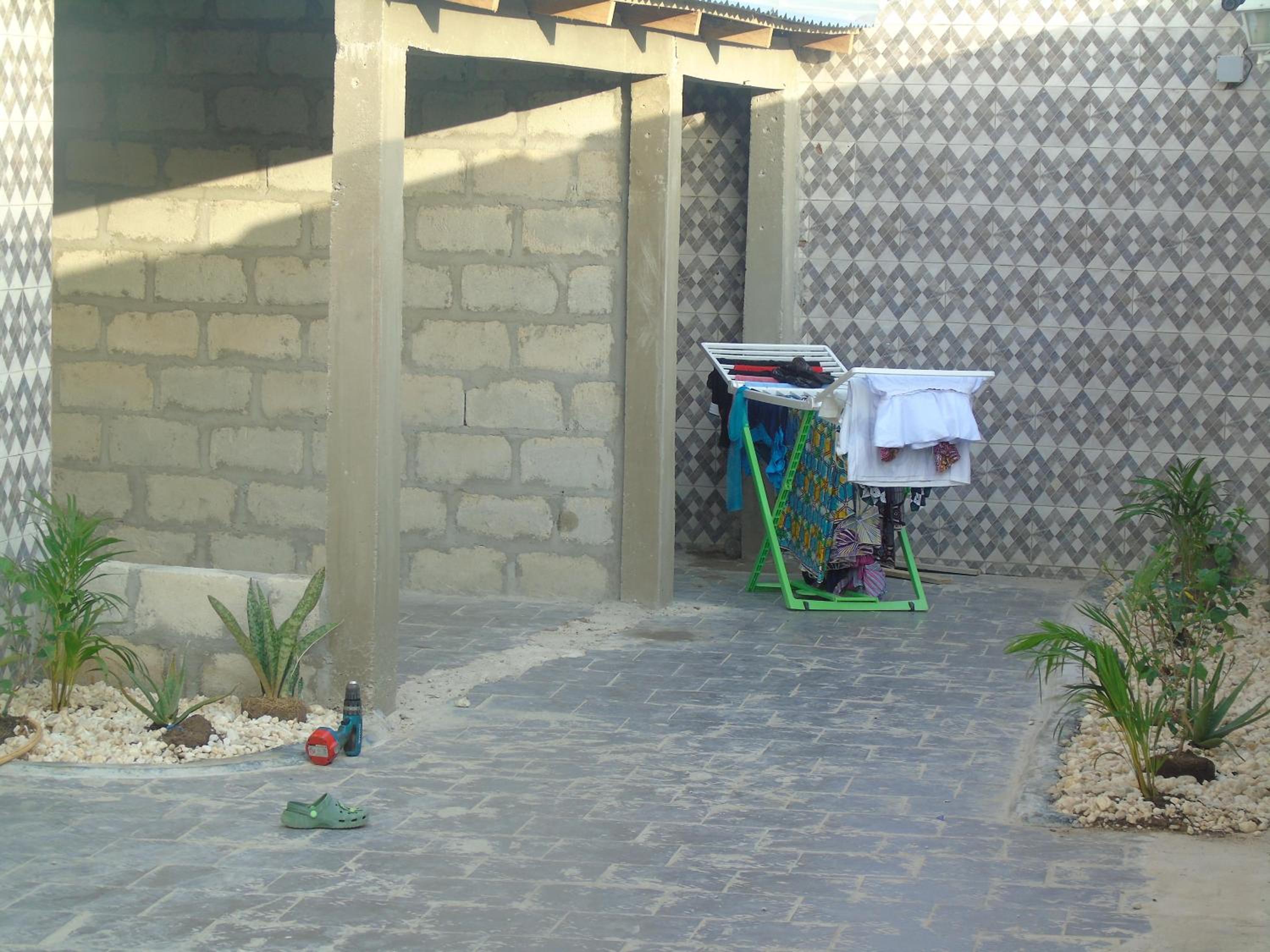 3-Bed Apartment Sleeps 6 - Garden Parking Pets