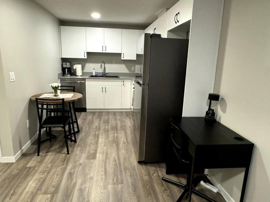 Private Luxury Suite Near West Edmonton Mall