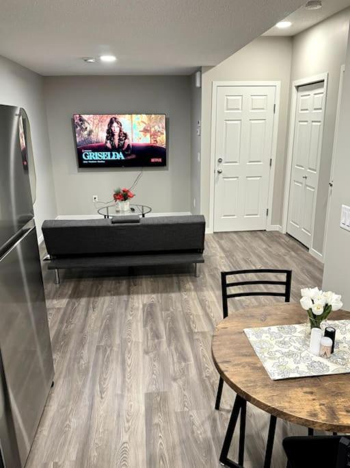 Private Luxury Suite Near West Edmonton Mall