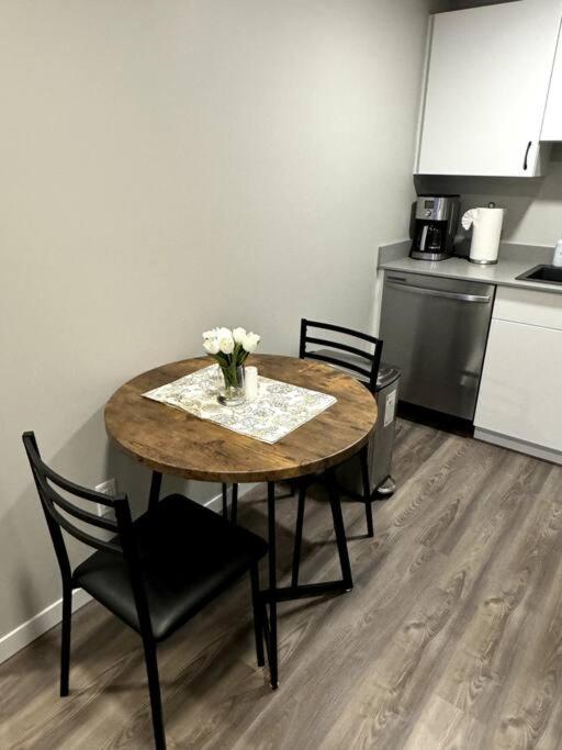 Private Luxury Suite Near West Edmonton Mall