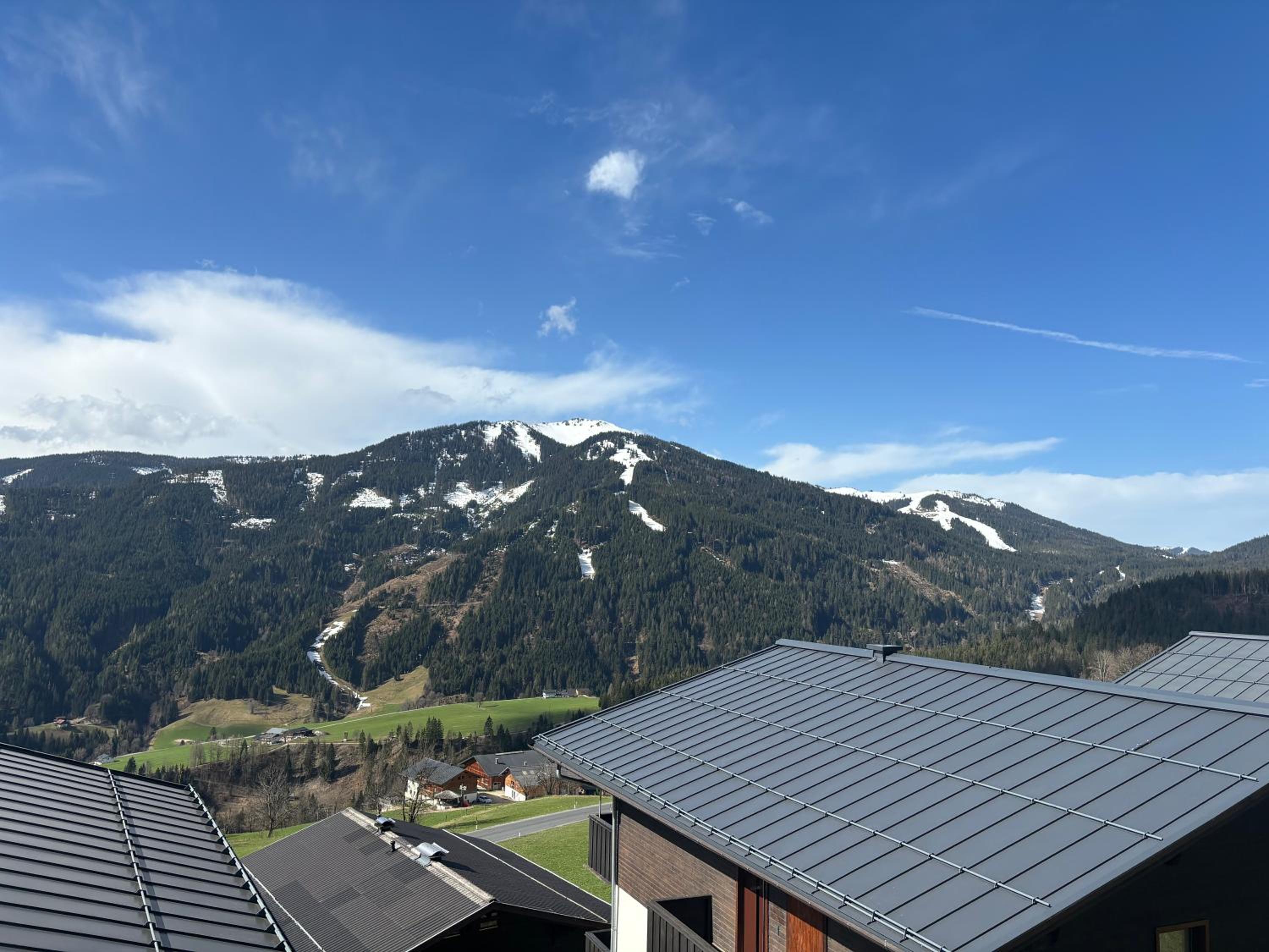 Modernes Apartment mit Panoramablick und Skibus