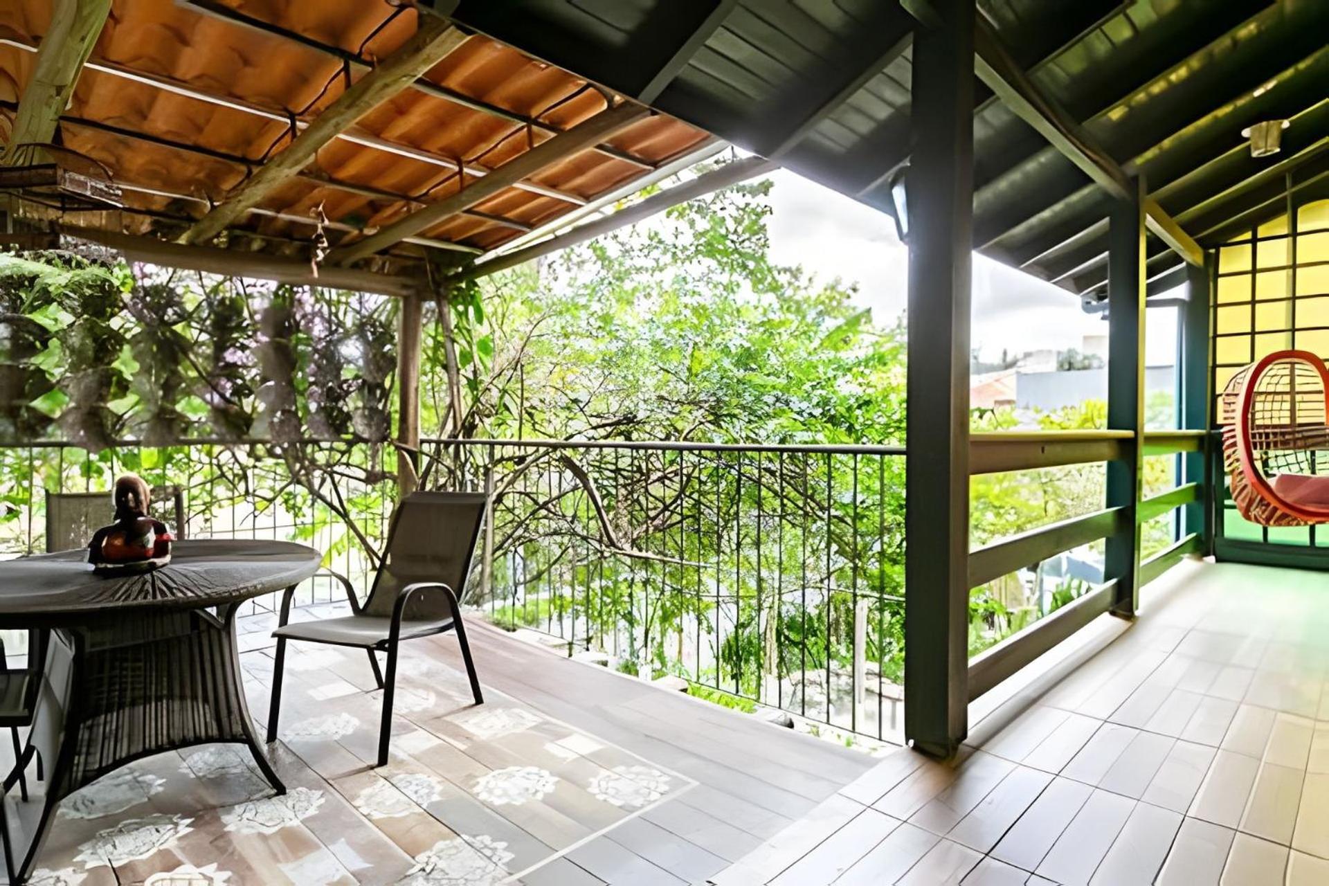 Estúdios 350m da praia e centro de Canasvieiras - Auto check-in - Jardins e e gazebos para relaxar - RESIDENCIAL AVÓ ISAURA