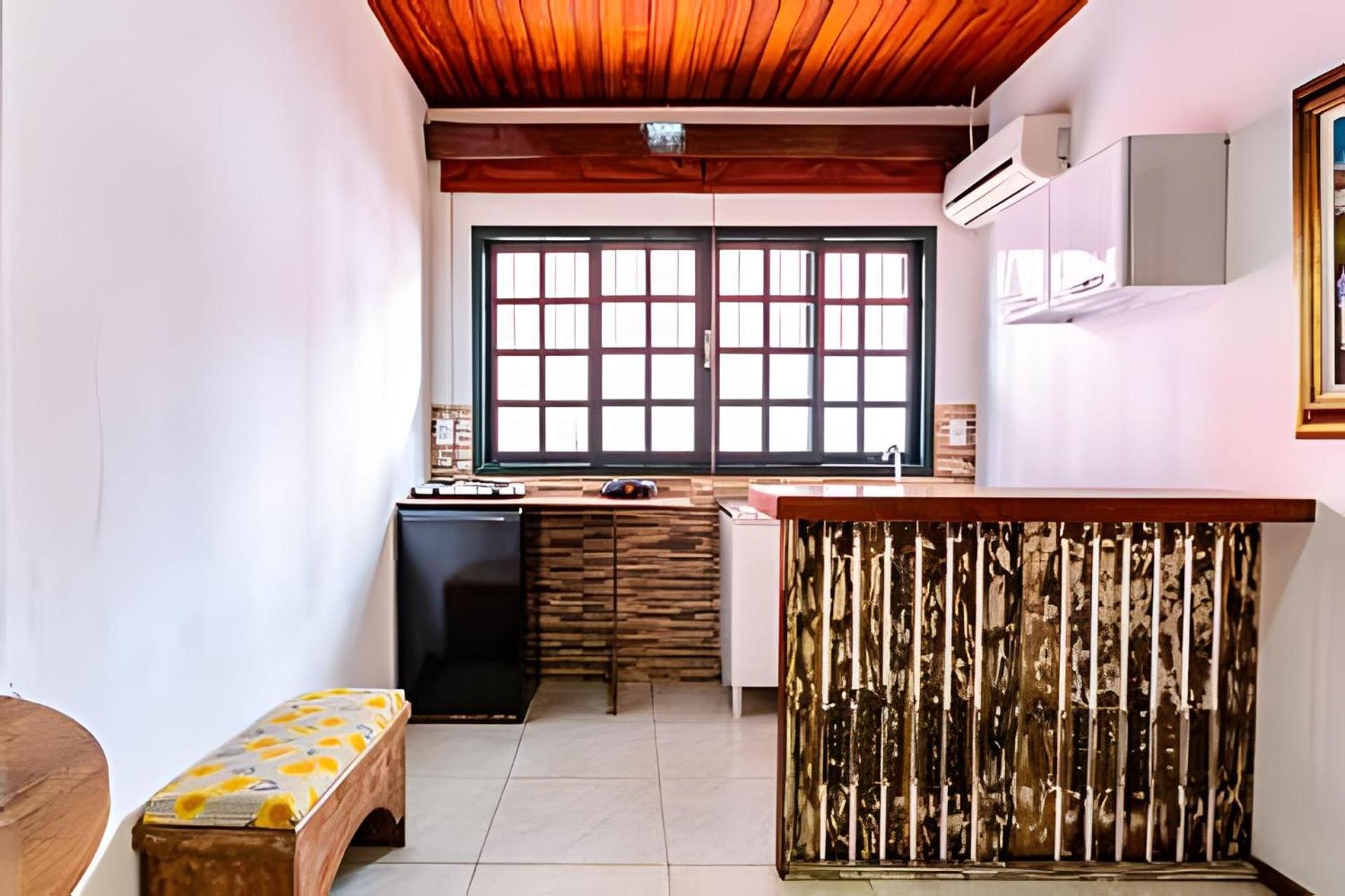 Estúdios 350m da praia e centro de Canasvieiras - Auto check-in - Jardins e e gazebos para relaxar - RESIDENCIAL AVÓ ISAURA