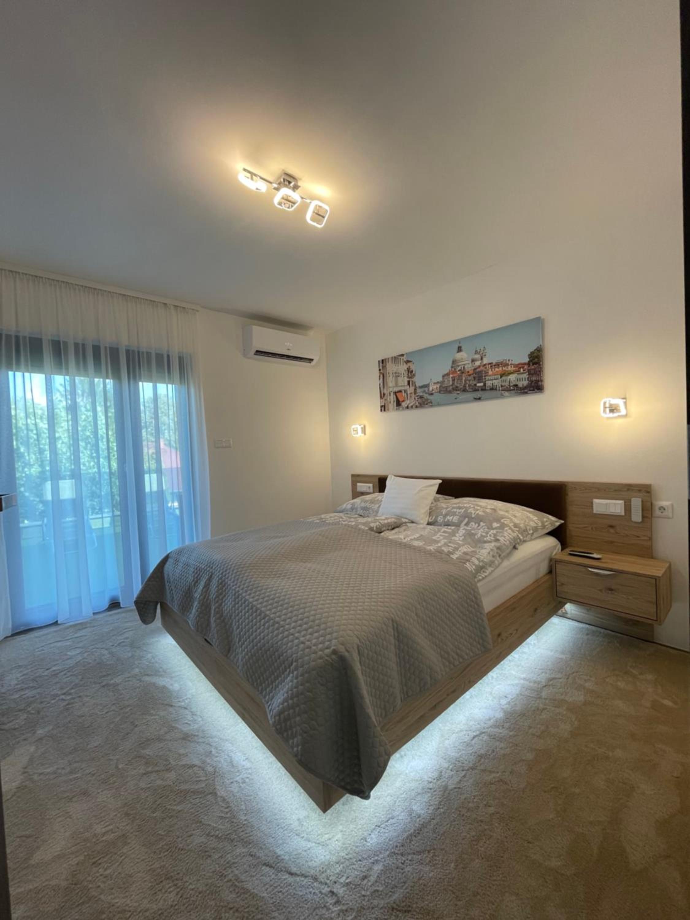 Szil-Luxury Apartman