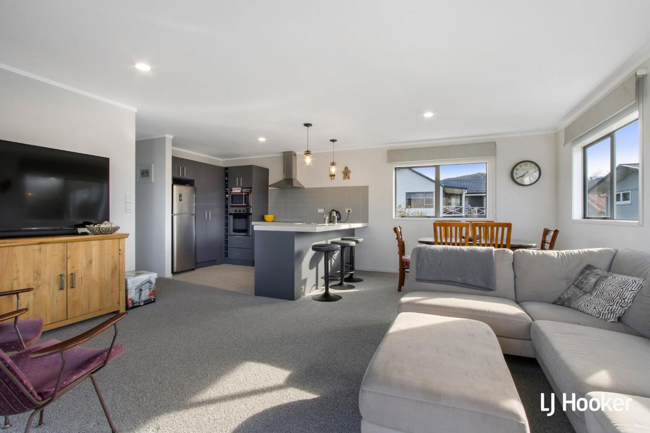 Beach Daze - Waihi Beach Holiday House view 5