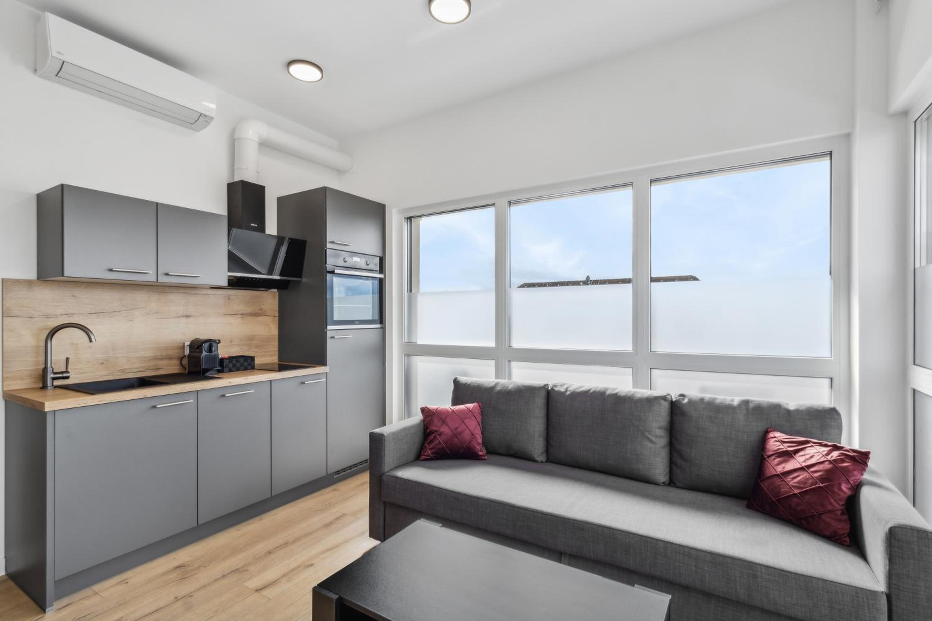 SUITE4ME - Moderne Apartments I Kuche I Balkon I Waschmaschine - Property Image 19