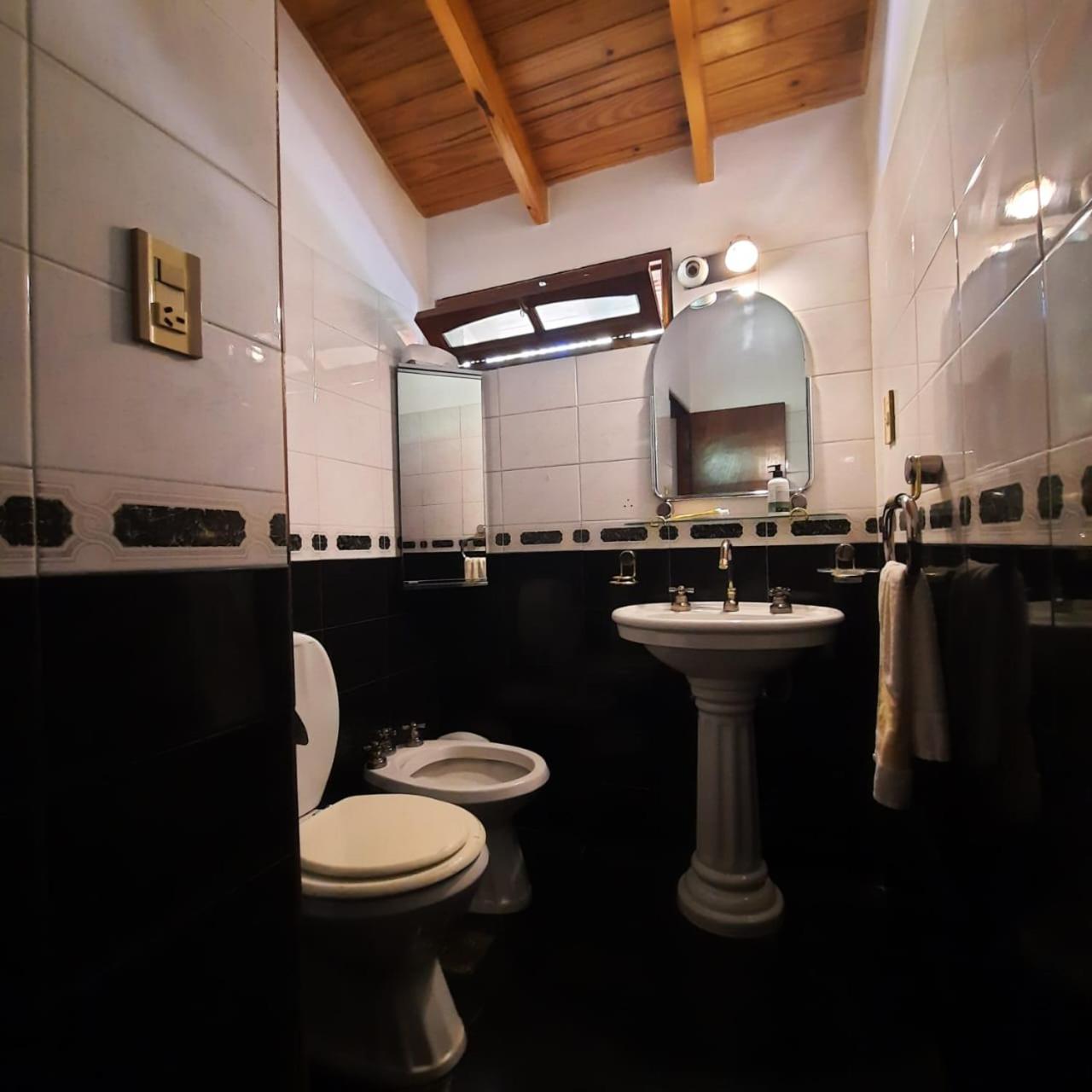HERMOSA CASA en CHACRAS DE CORIA