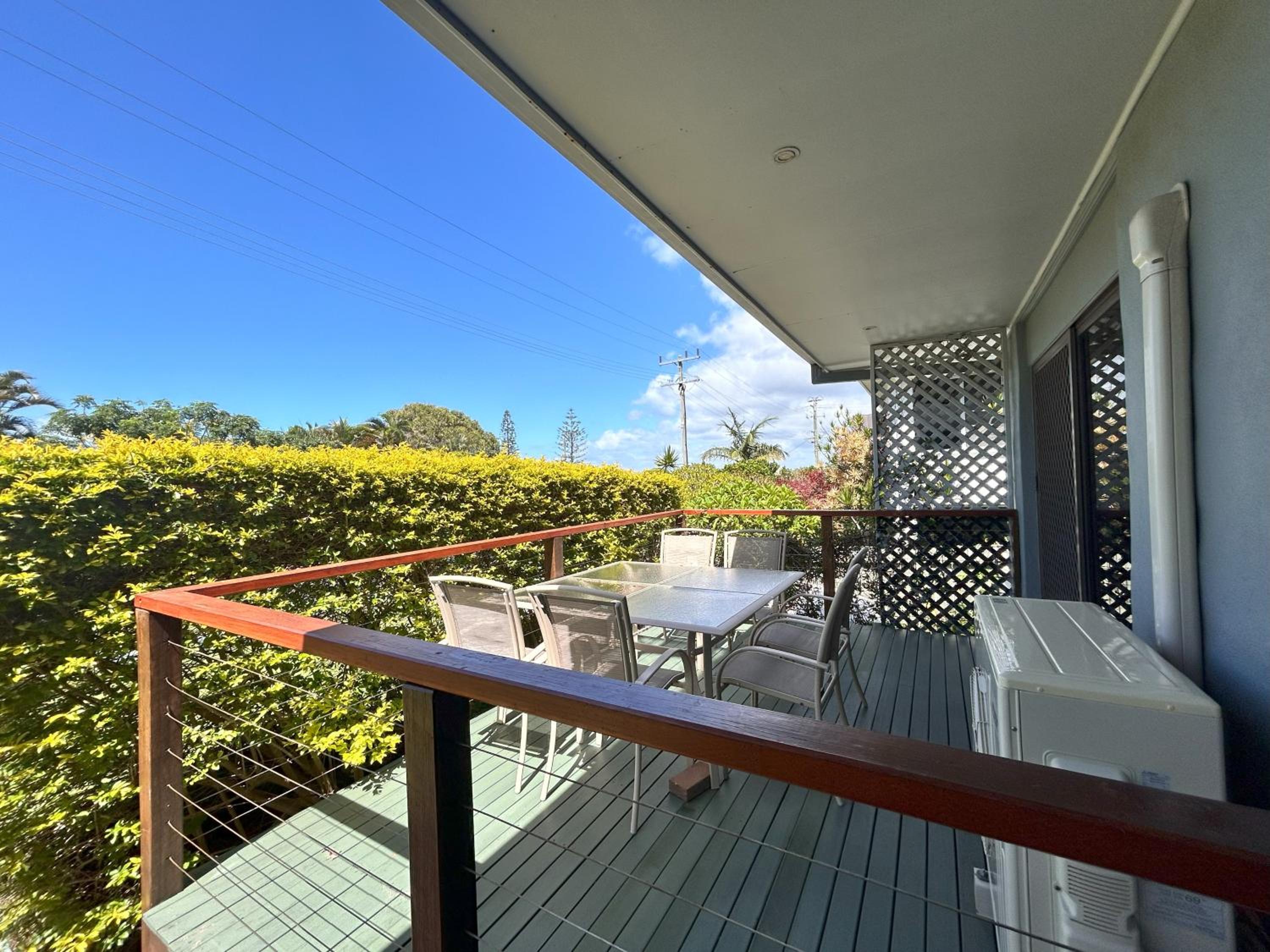 Hotel Camelot - Image 1