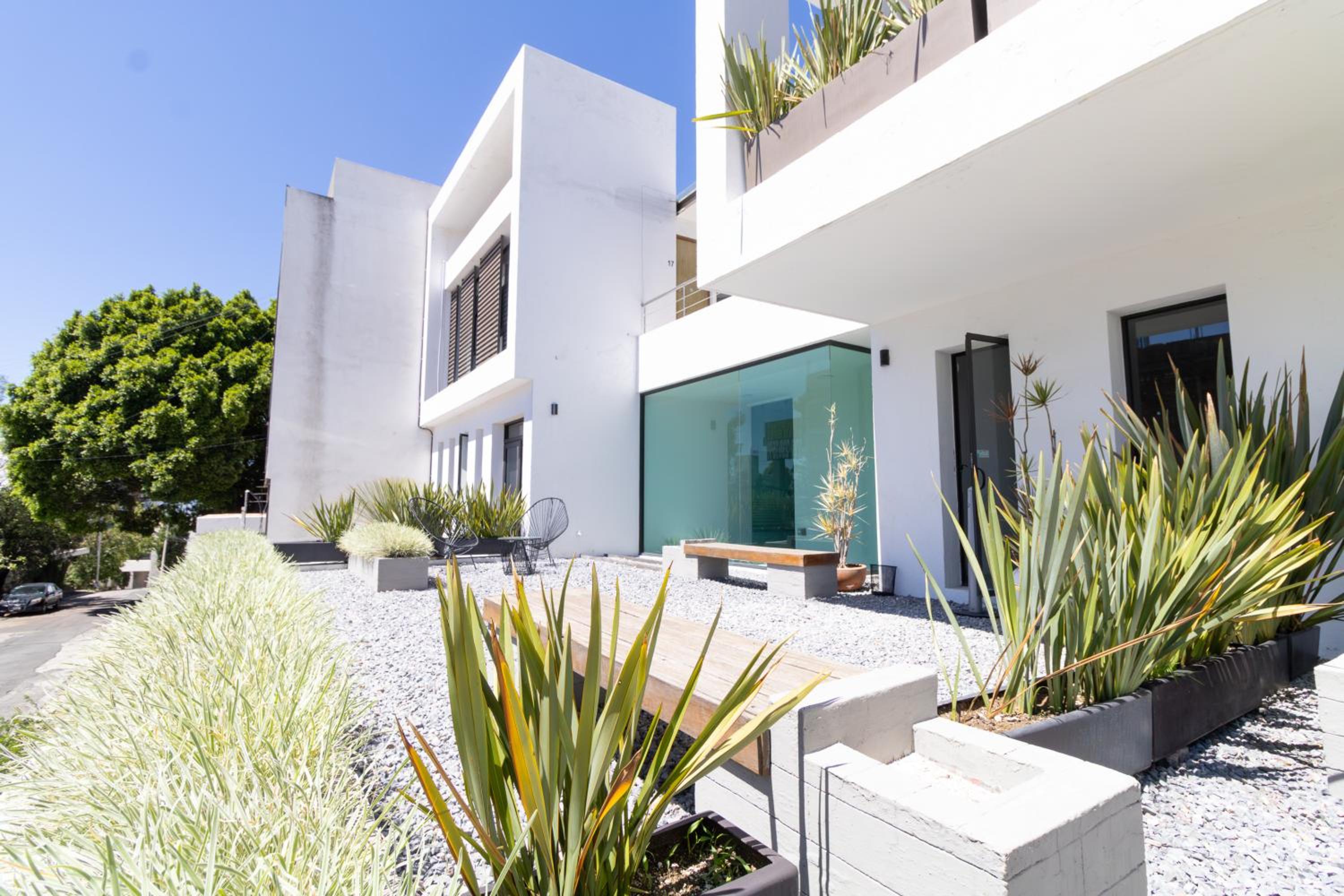 Hotel Urban Puebla by Grupo Amber - Image 1