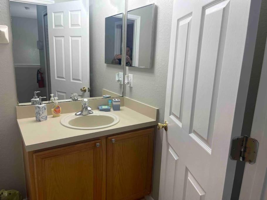 Vashay's Lovely vacation pad at Disney