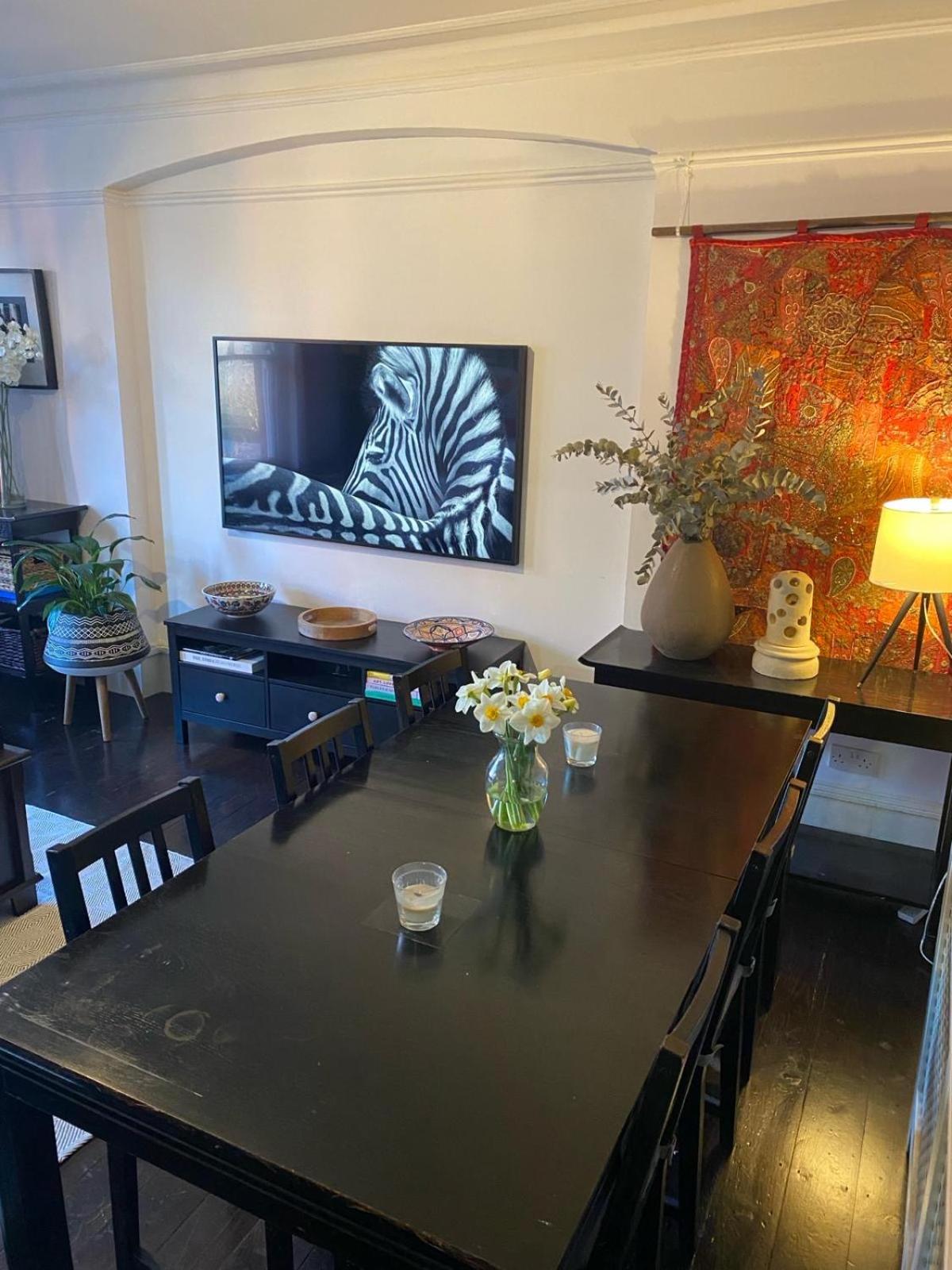 Spacious Flat in West Kensington