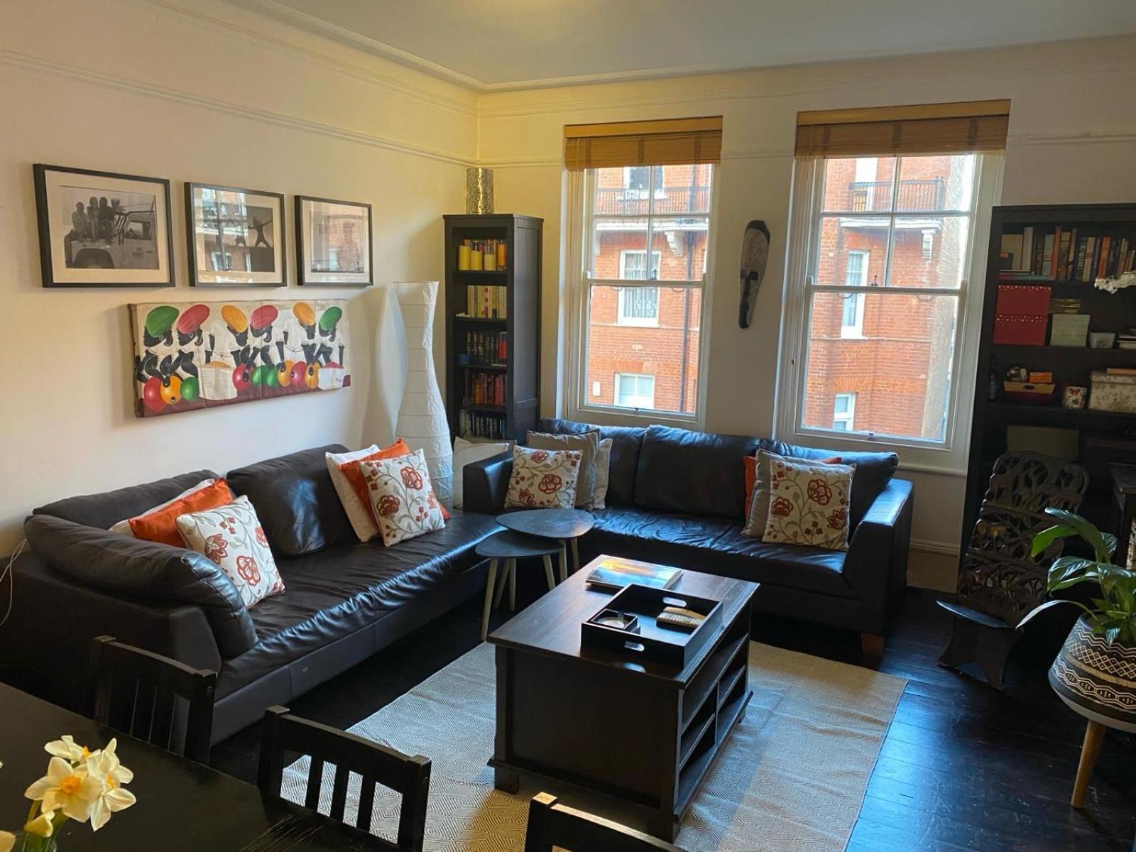 Spacious Flat in West Kensington