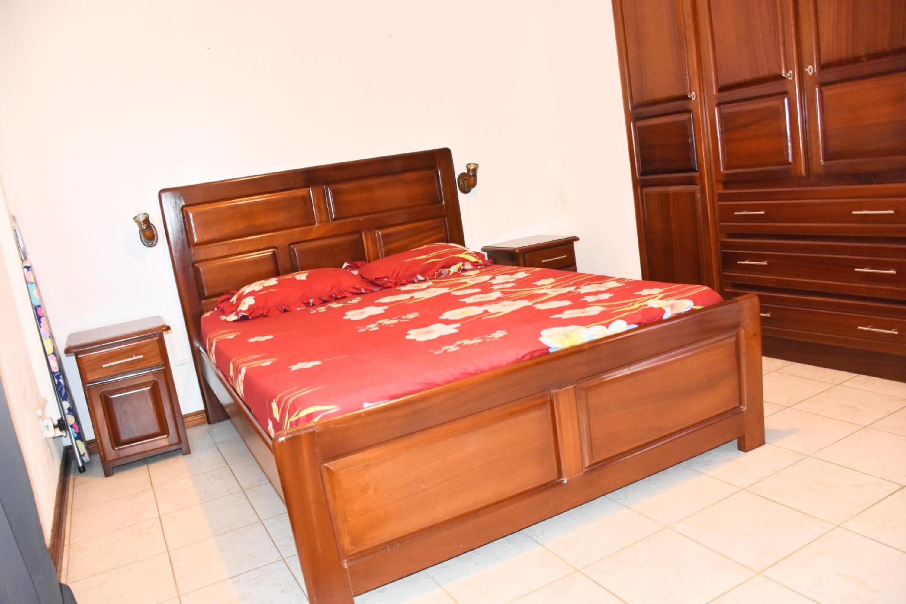 Couple Apartment near Pereybere Beach view 3