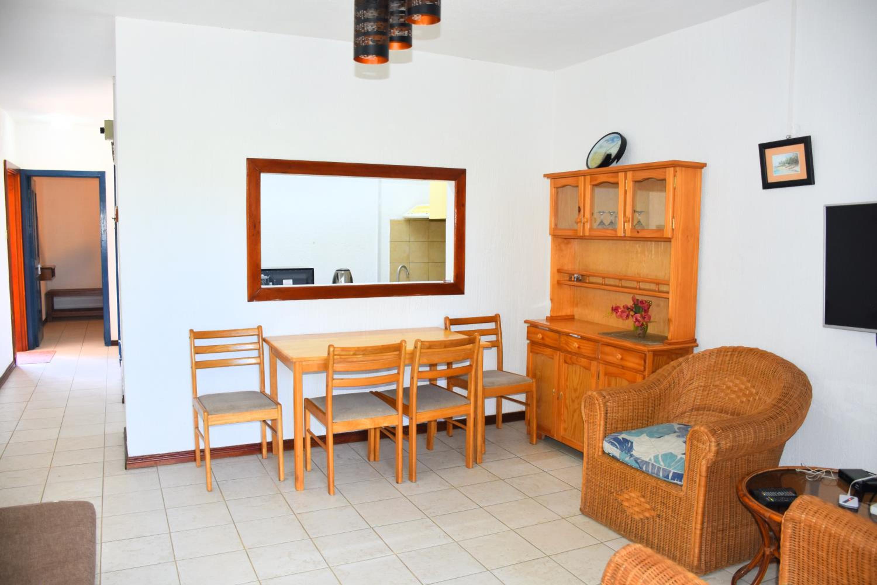Couple Apartment near Pereybere Beach view 5