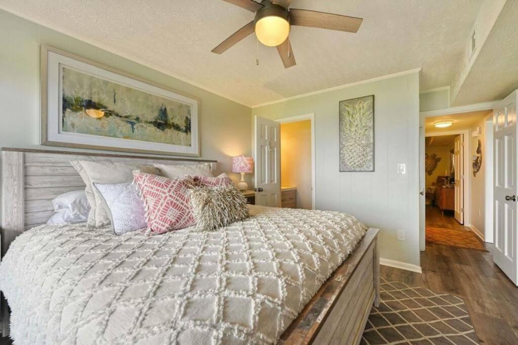 New! Oceanfront Sunrise Retreat- Breathtaking View view 3