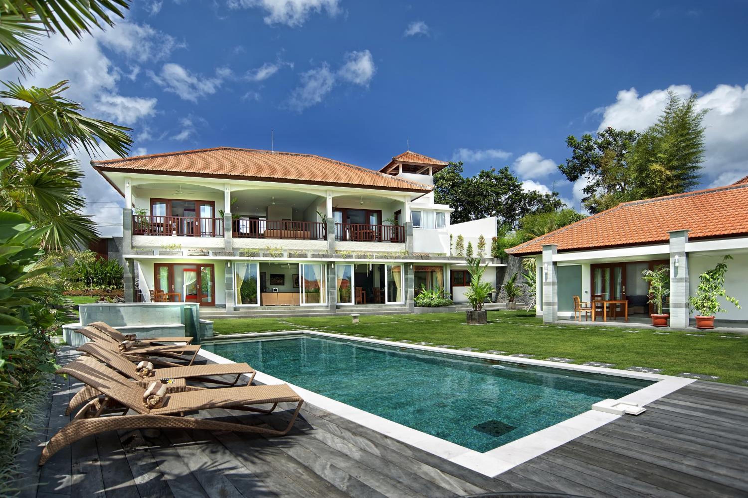 Villa Yenian by Villa Finder - Image 1