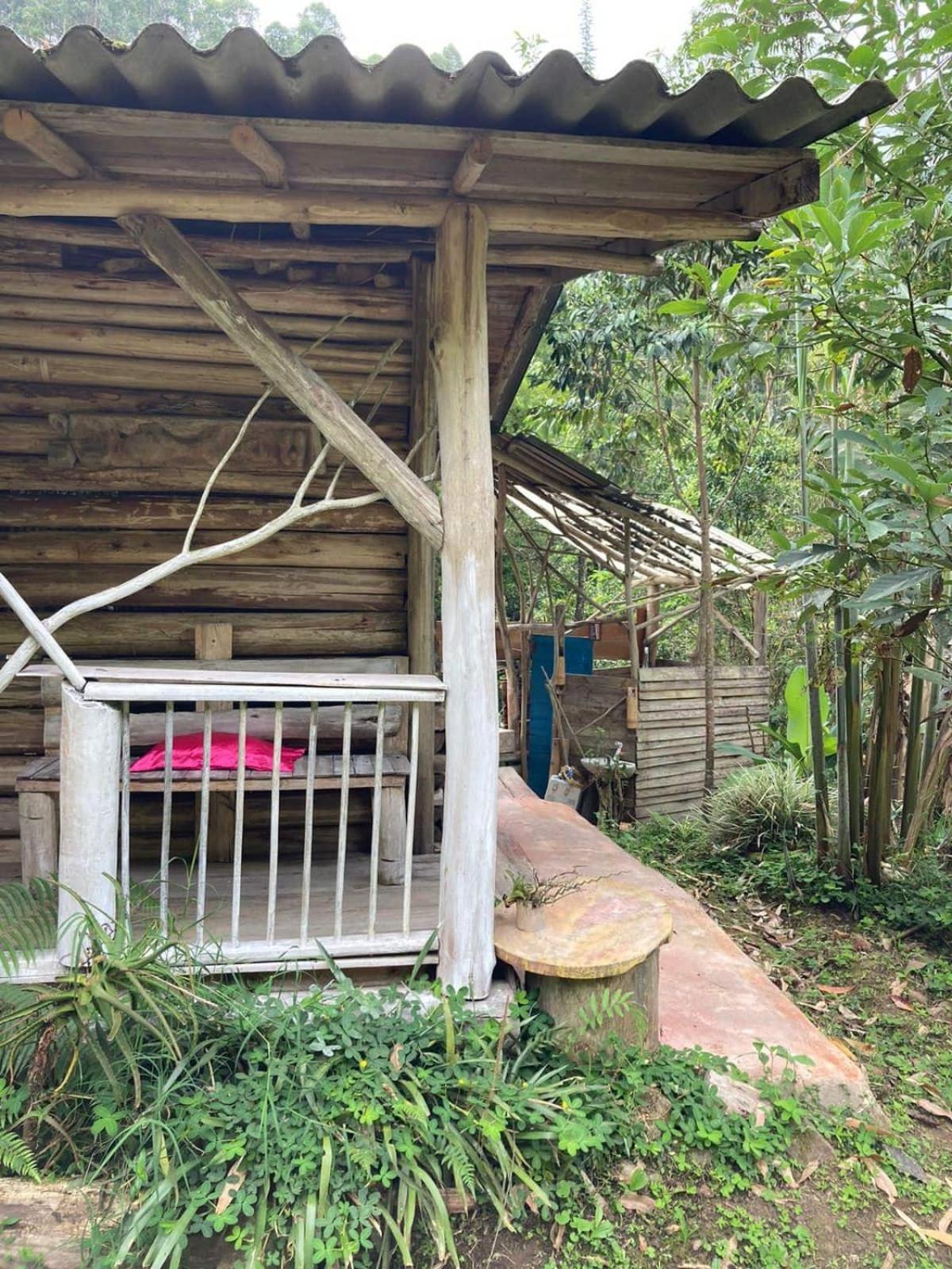 Casa sol y montaña