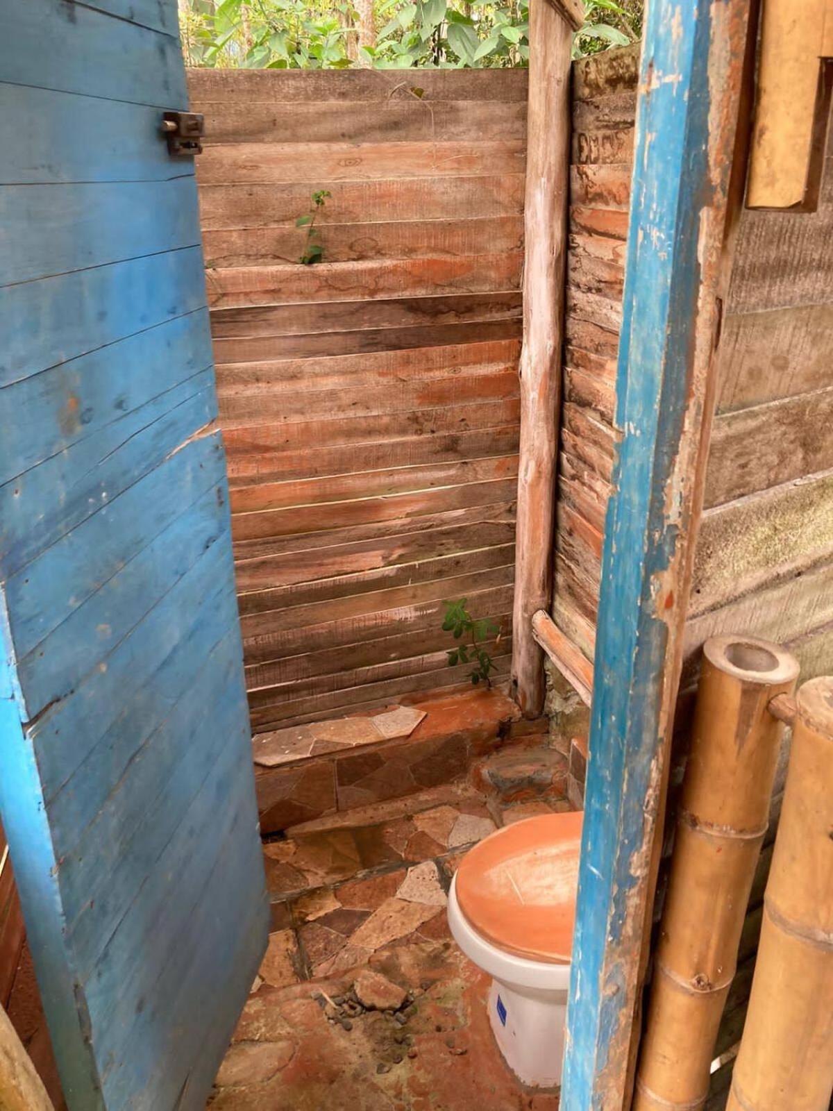 Casa sol y montaña