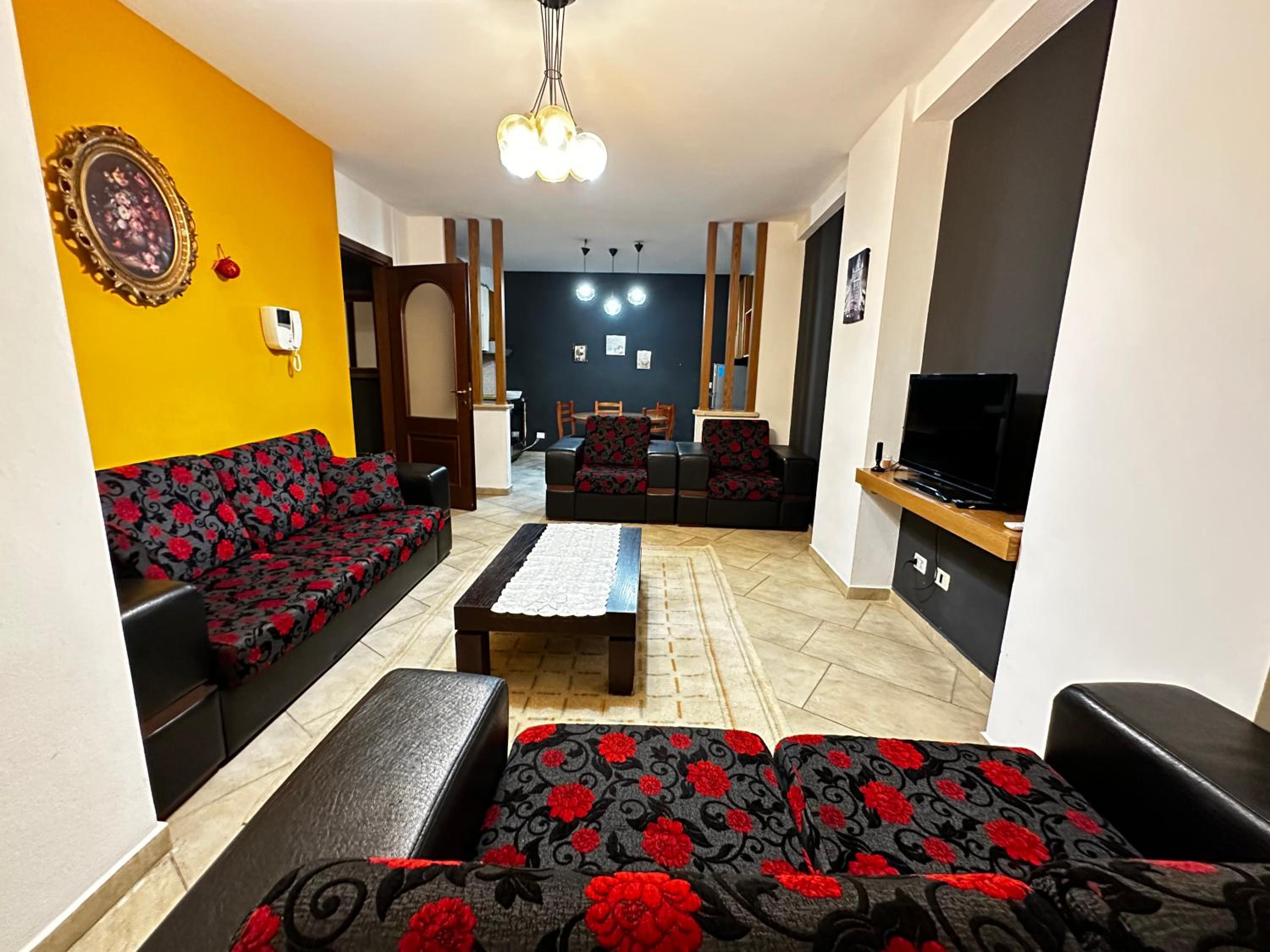 Tirana City inn