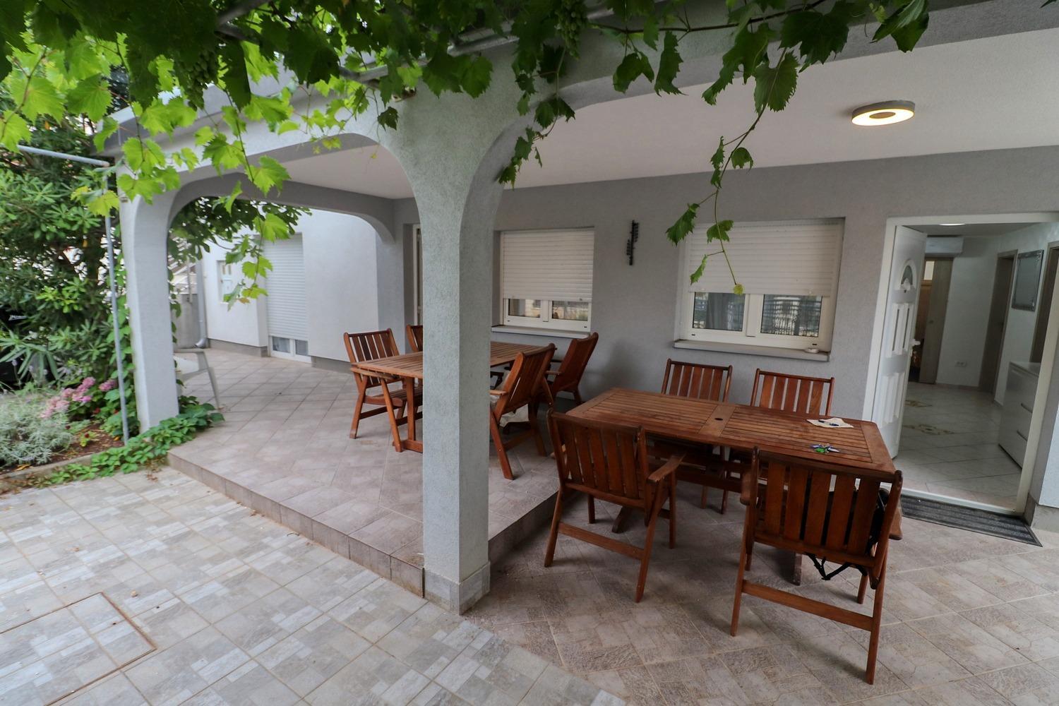 Apartments Rocky Vir