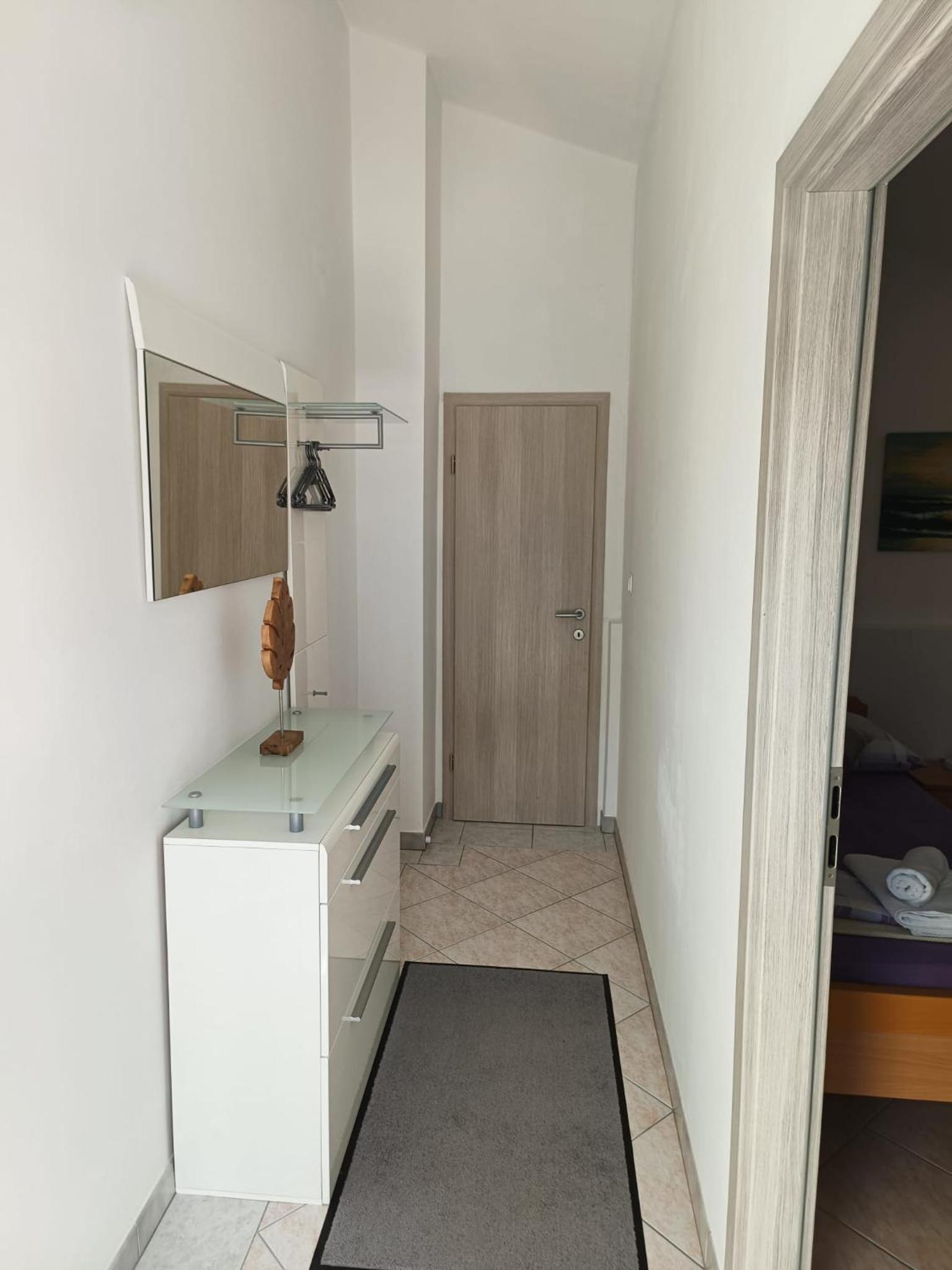 Apartments Rocky Vir