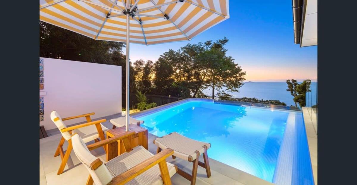 'Whitsunday Blue' Luxury Home with Ocean Views