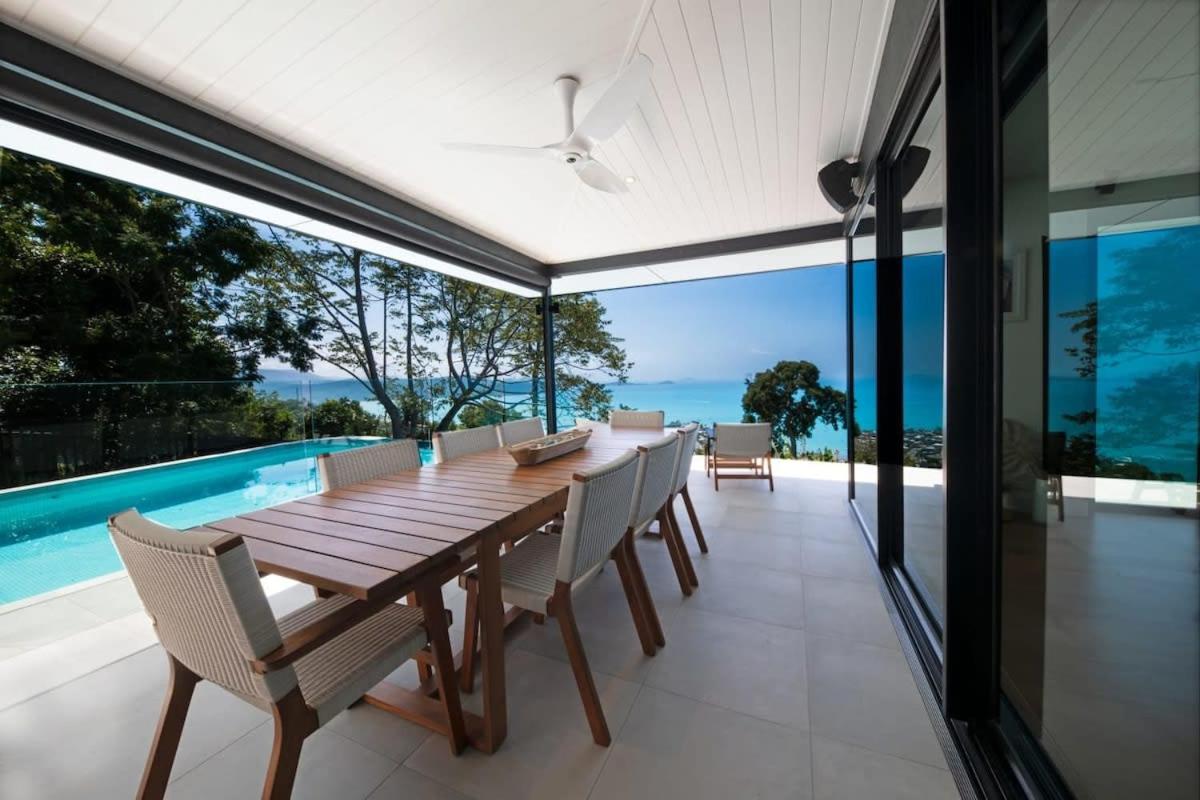 'Whitsunday Blue' Luxury Home with Ocean Views